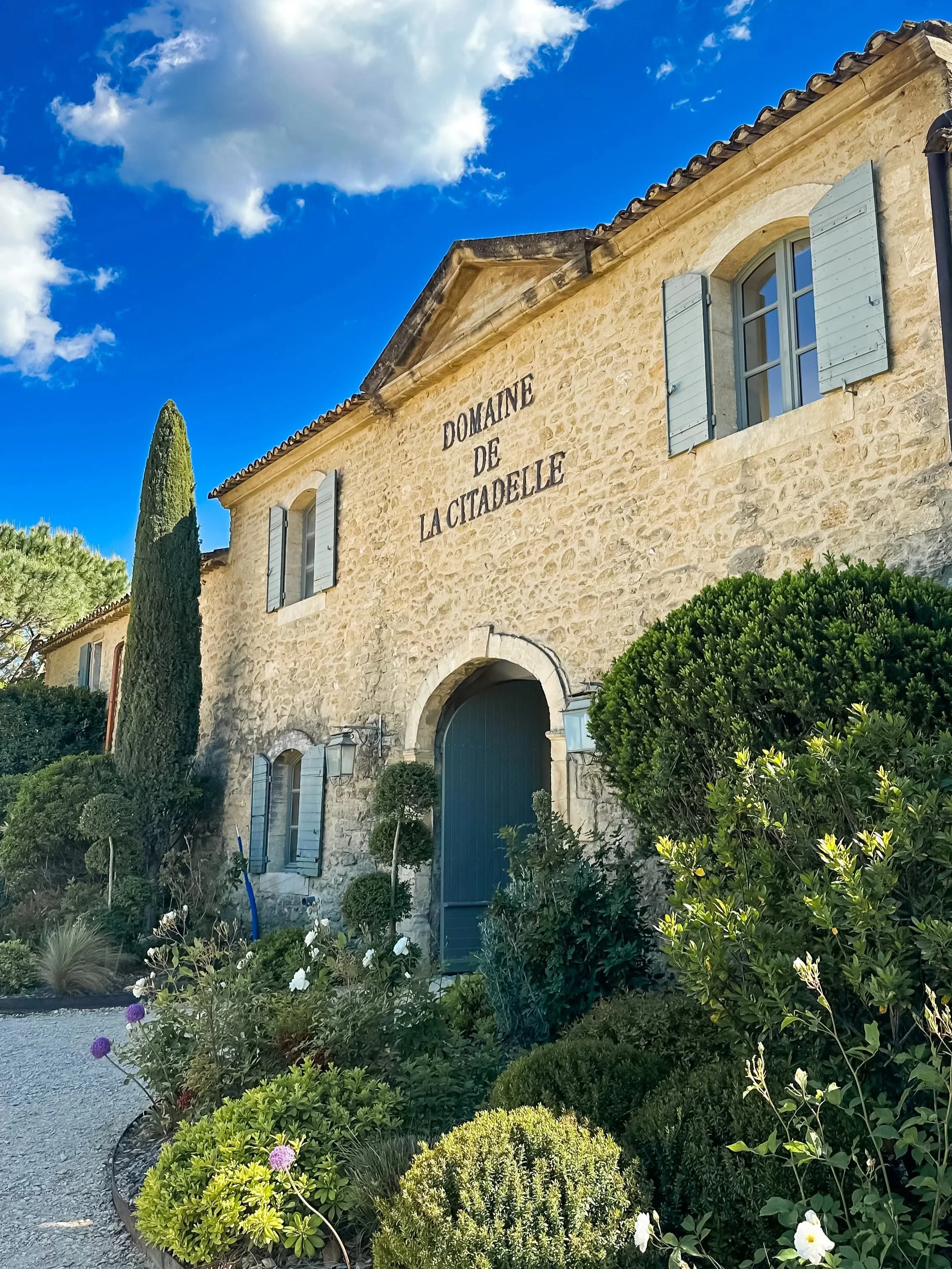 wander-senses-domaine-de-la-citadelle-stone-house-vineyard.jpg