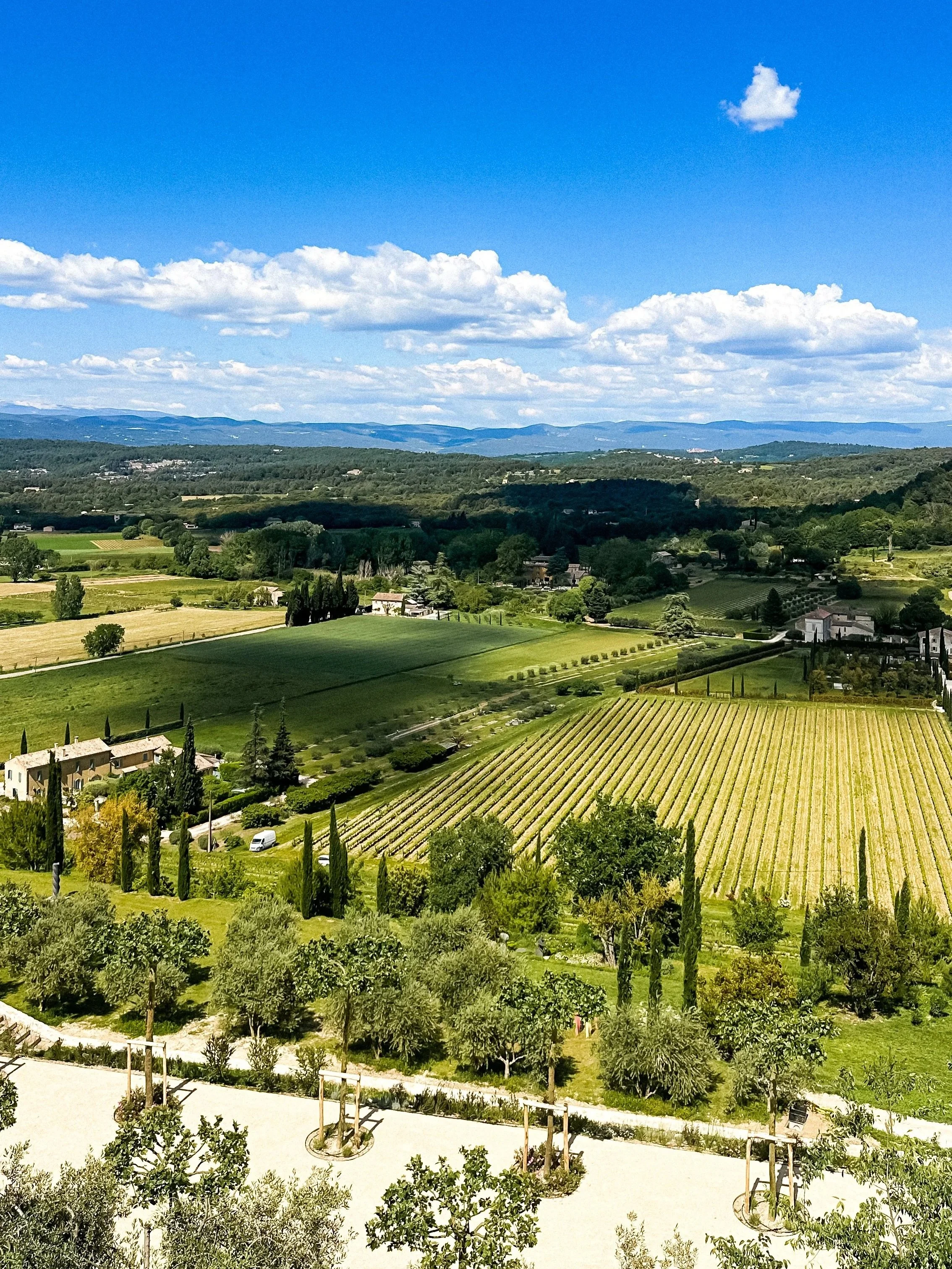 wander-senses-menerbes-top-view-luberon-france.jpg