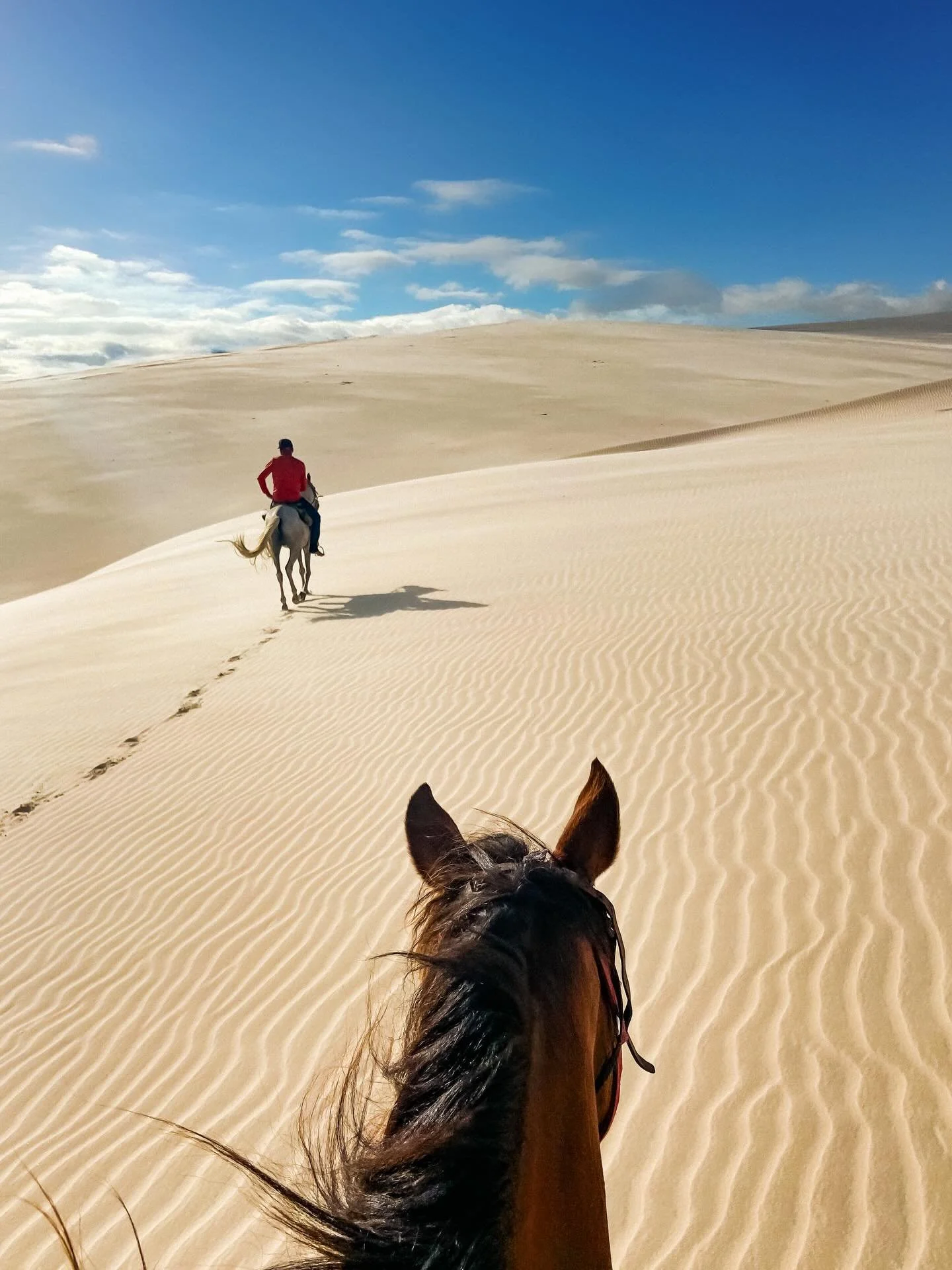 It&rsquo;s not the easiest place to get to&hellip; and that&rsquo;s exactly why it feels so special.

Atins, on the edge of the Brazilian Len&ccedil;&oacute;is Maranhenses National Park, is simple in the best way. Sand streets, small pousadas, no rus