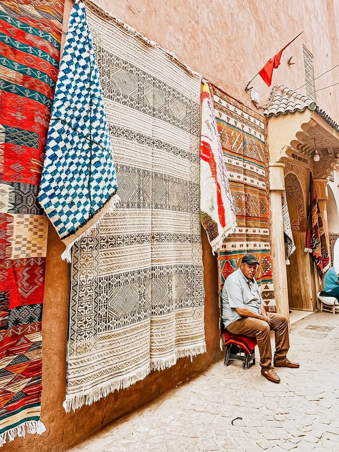 wander-senses-marrakech-souk-stores-carpets.jpg