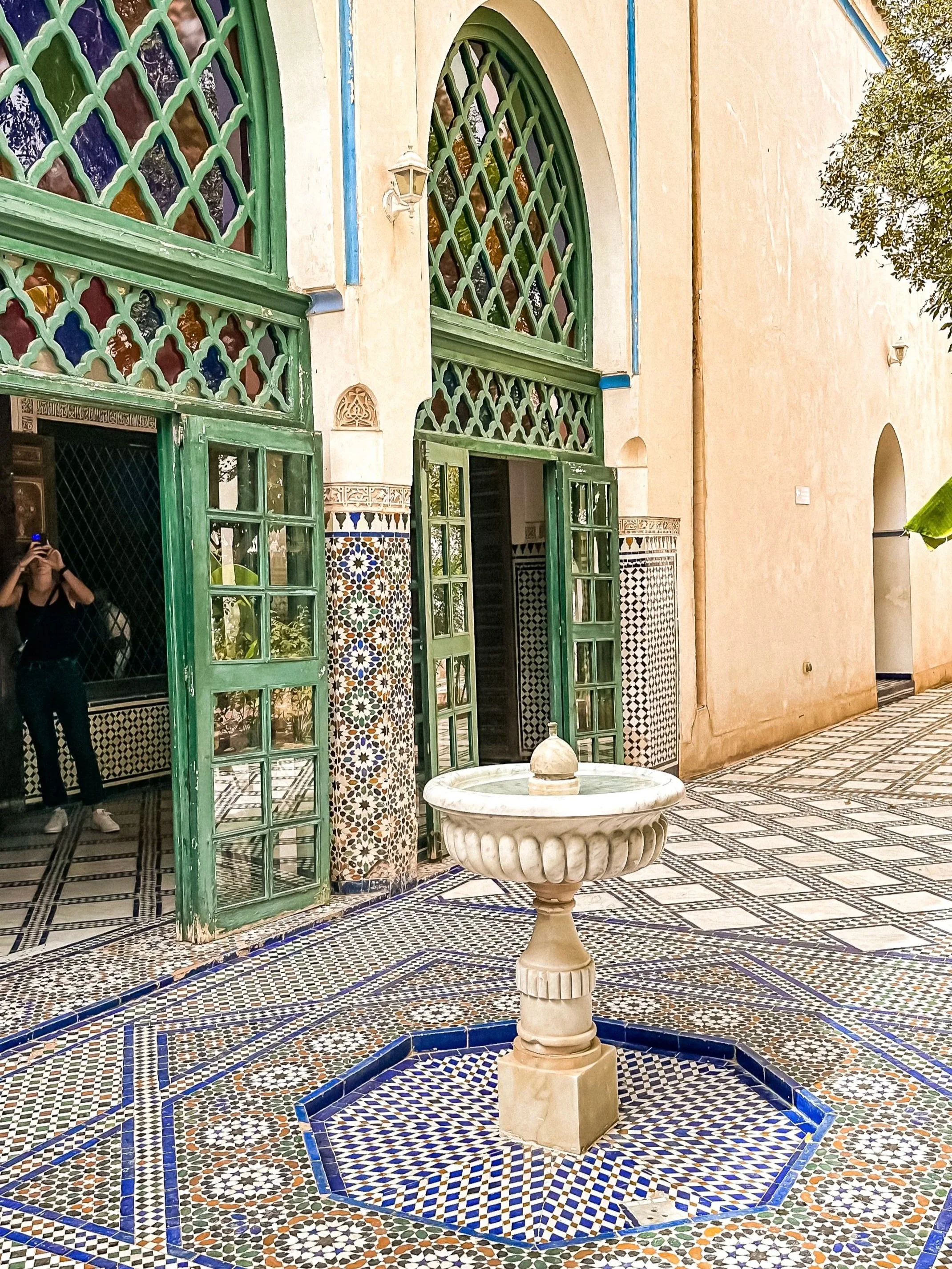 wander-senses-marrakech-bahia-palace-exterior-garden-fountain.jpg