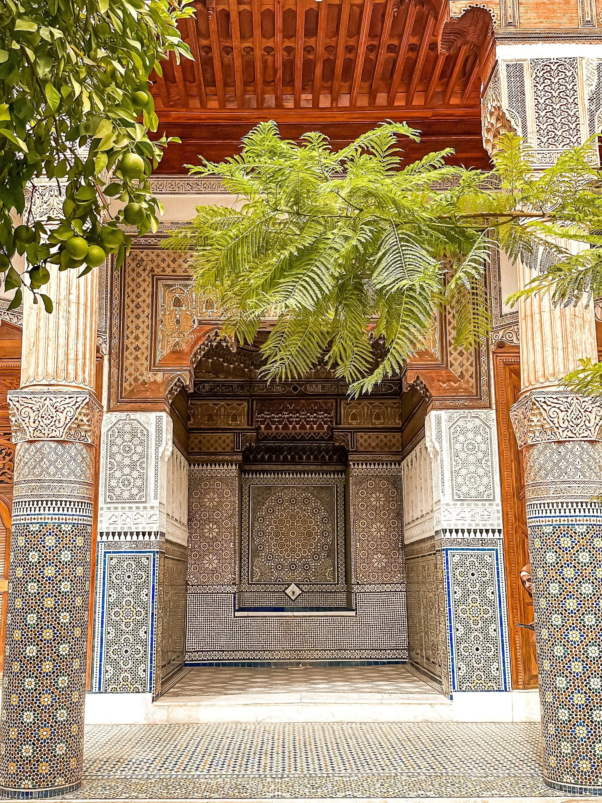 wander-senses-marrakech-dar-el-bacha-mosaics-details.jpg