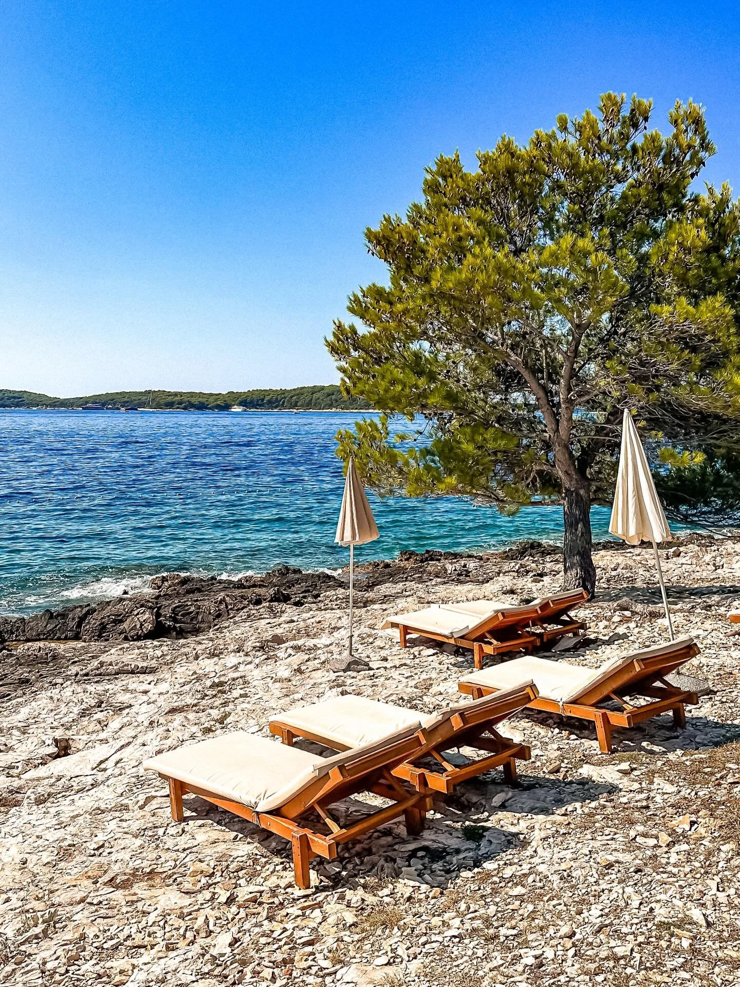 If you&rsquo;re planning a trip to Hvar, it&rsquo;s not just about the parties.

The town itself is small and easy to explore. Stone streets, a lively square, boats coming and going, and that mix of energy and laid back island life.

Just outside the