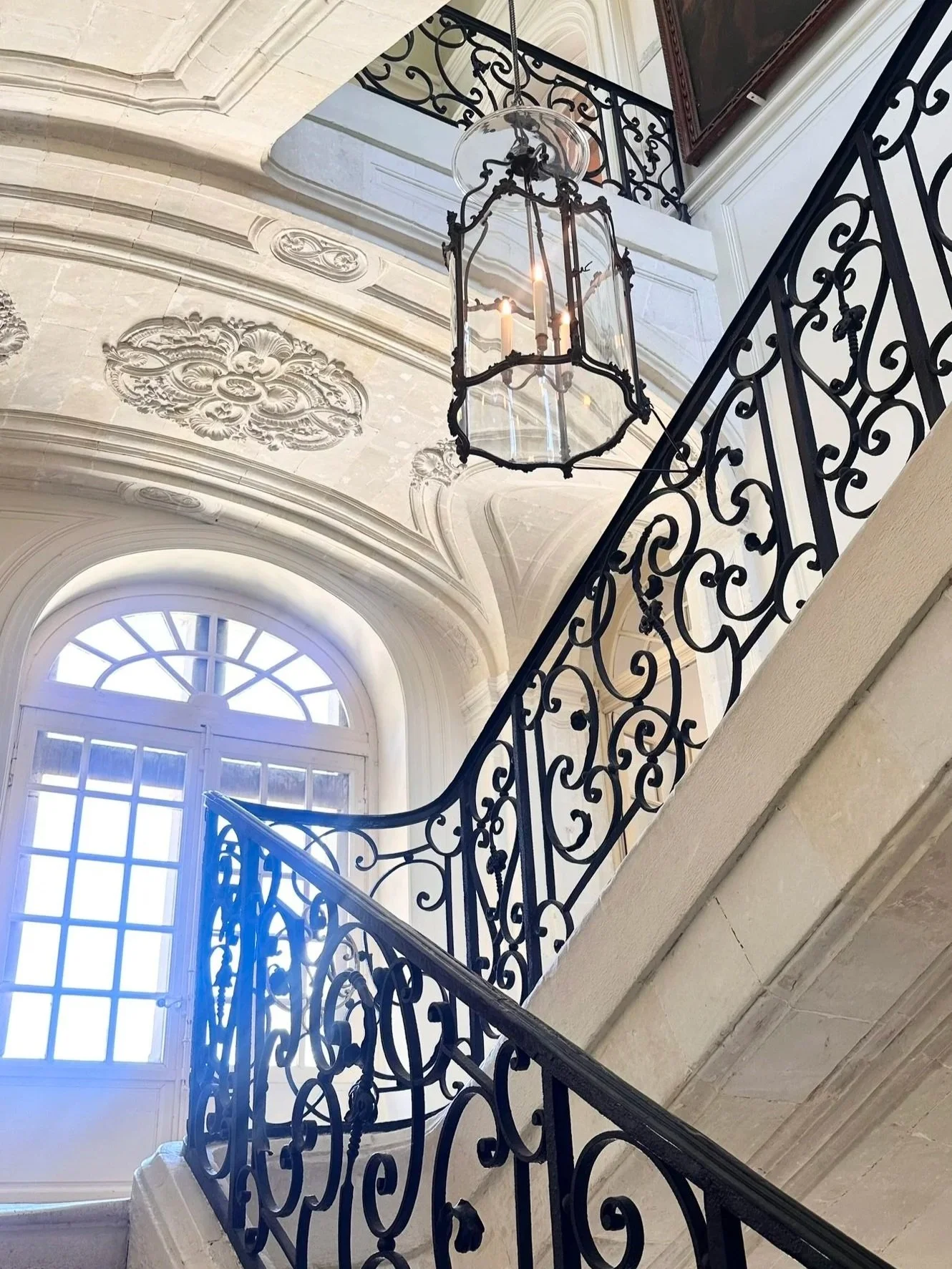 wander-senses-interiors-of-chateau-de-villandry-france.jpg