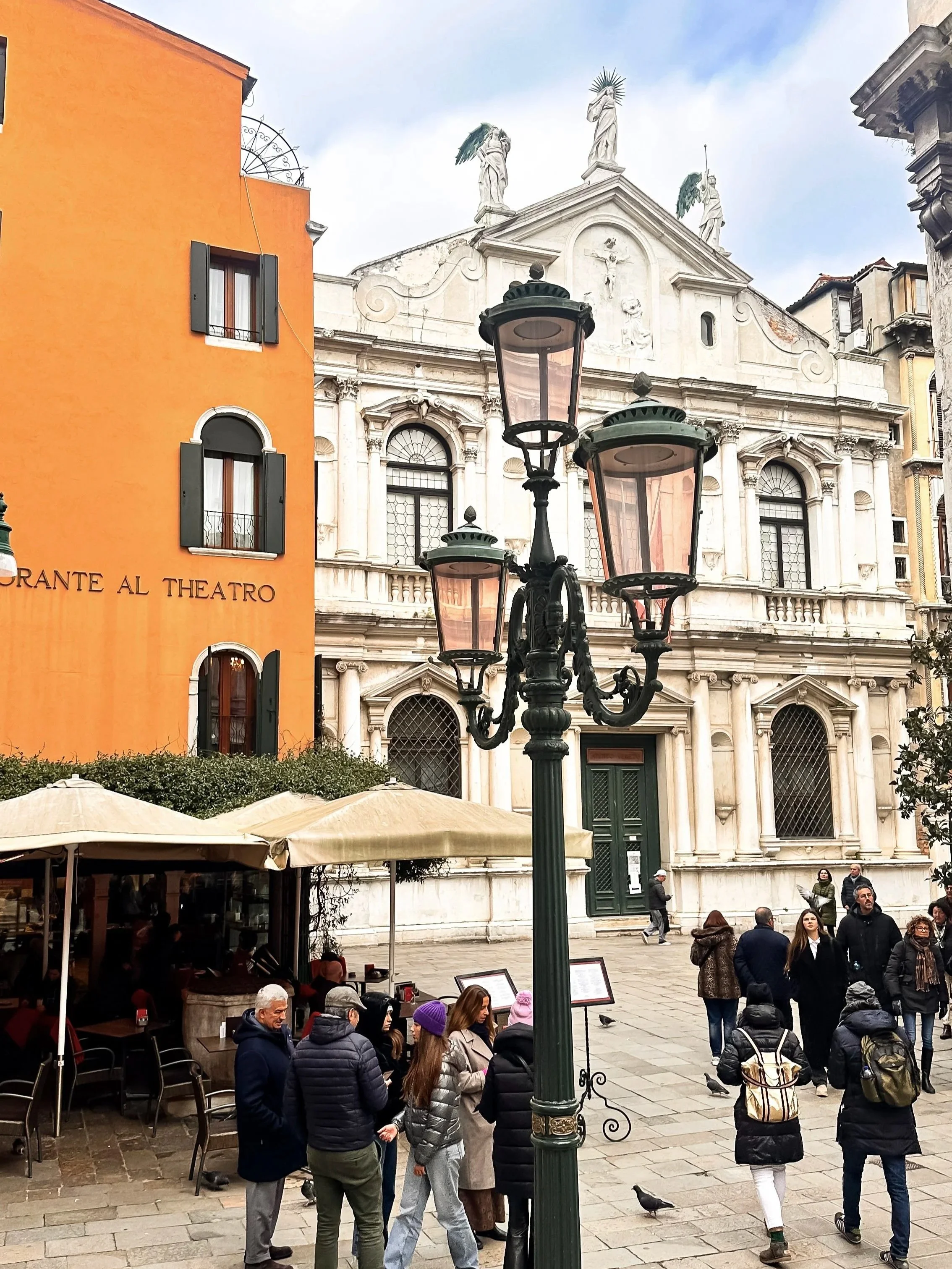 wander-senses-exterior-of-la-fenice-theather-venice.jpg