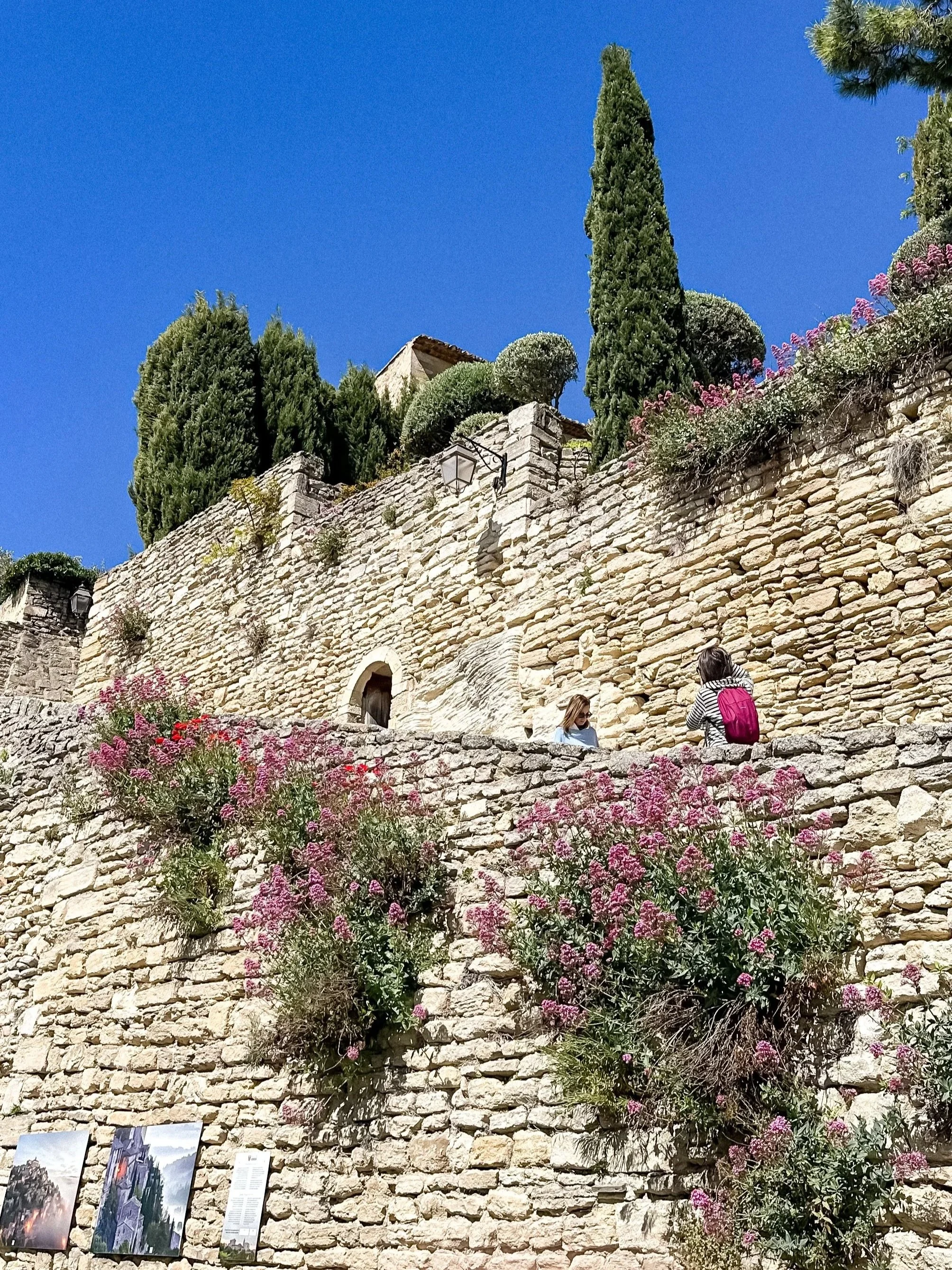 wander-senses-provence-gordes-stone-houses-trees-flowers.jpg