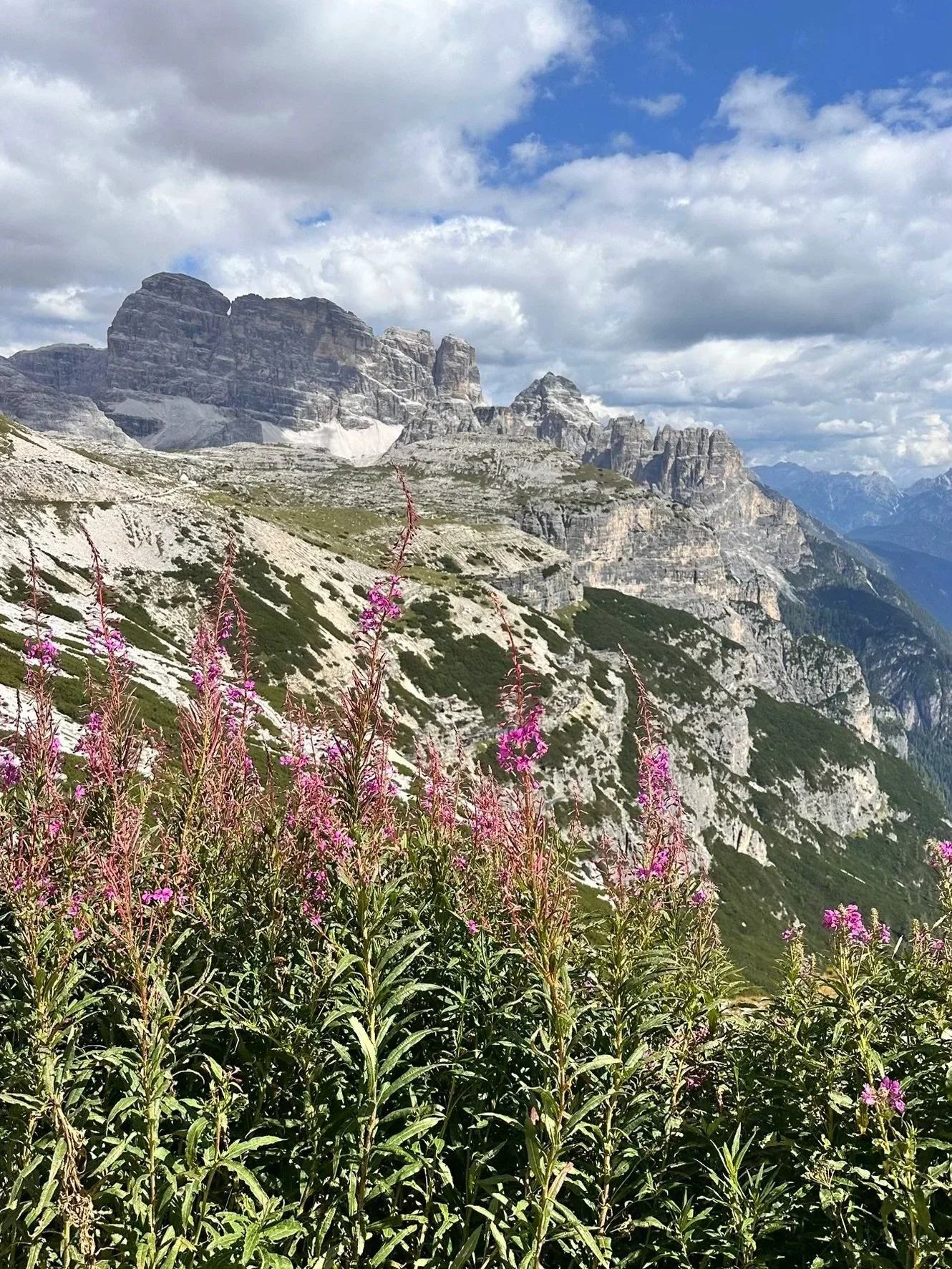 wander-senses-tre-cime-di-lavaredo-dolomites-italy.jpg