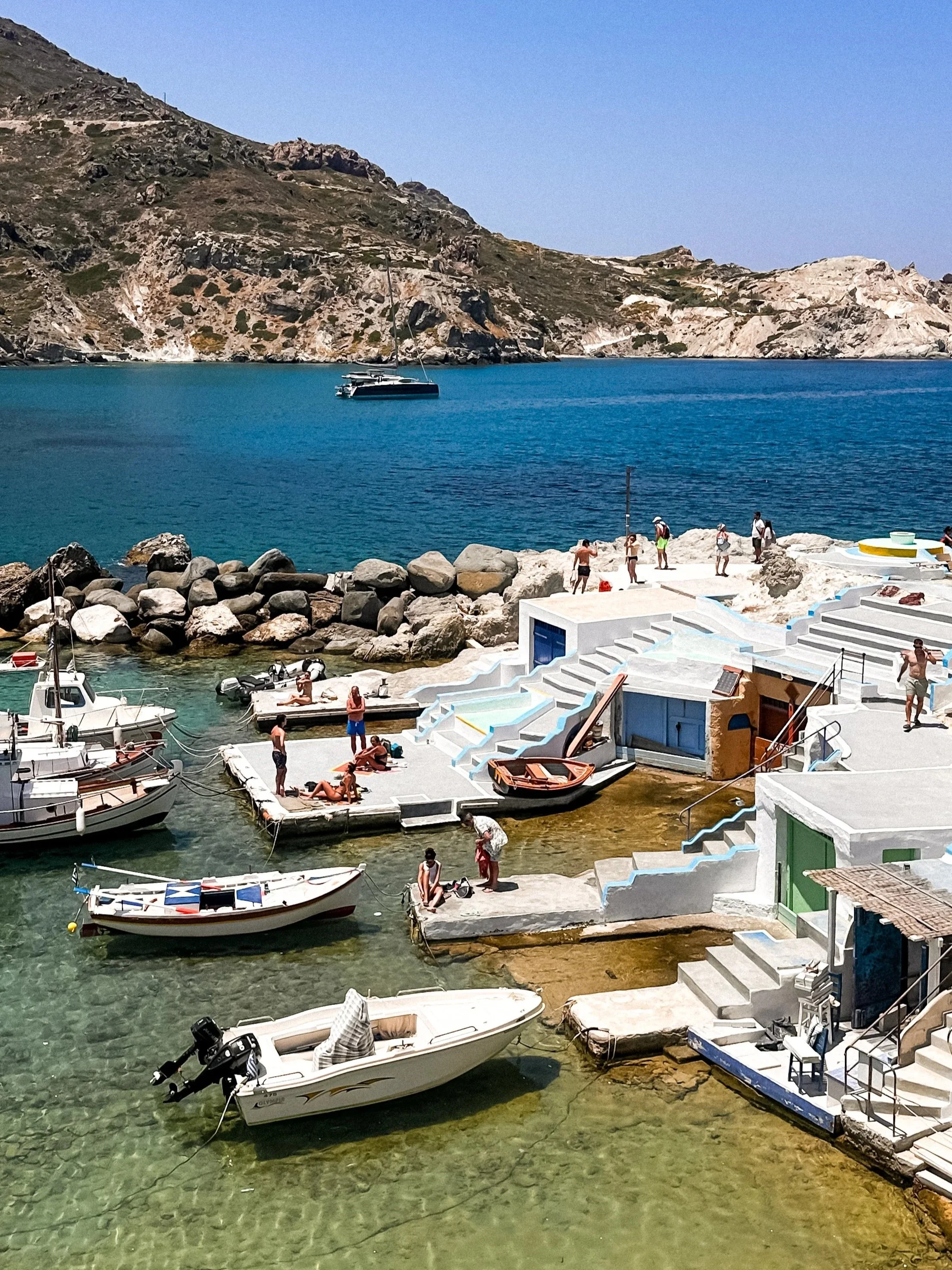 wander-senses-milos-mandrakia-village.jpg