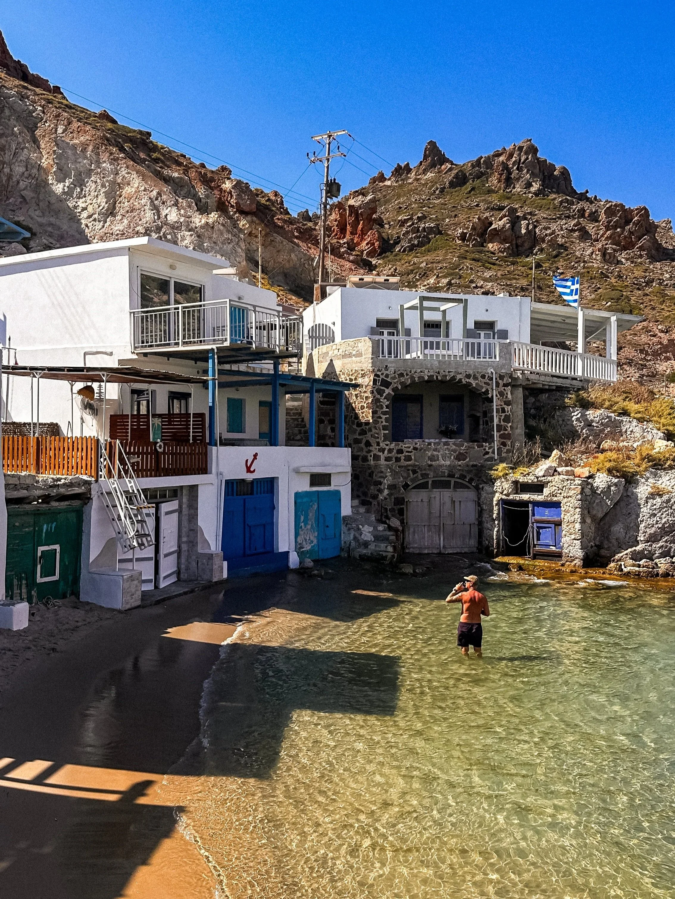 wander-senses-milos-firopotamos-houses.jpg