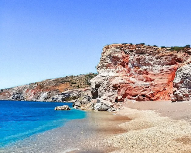 wander-senses-Paralia-Paleochori-beach-milos.png