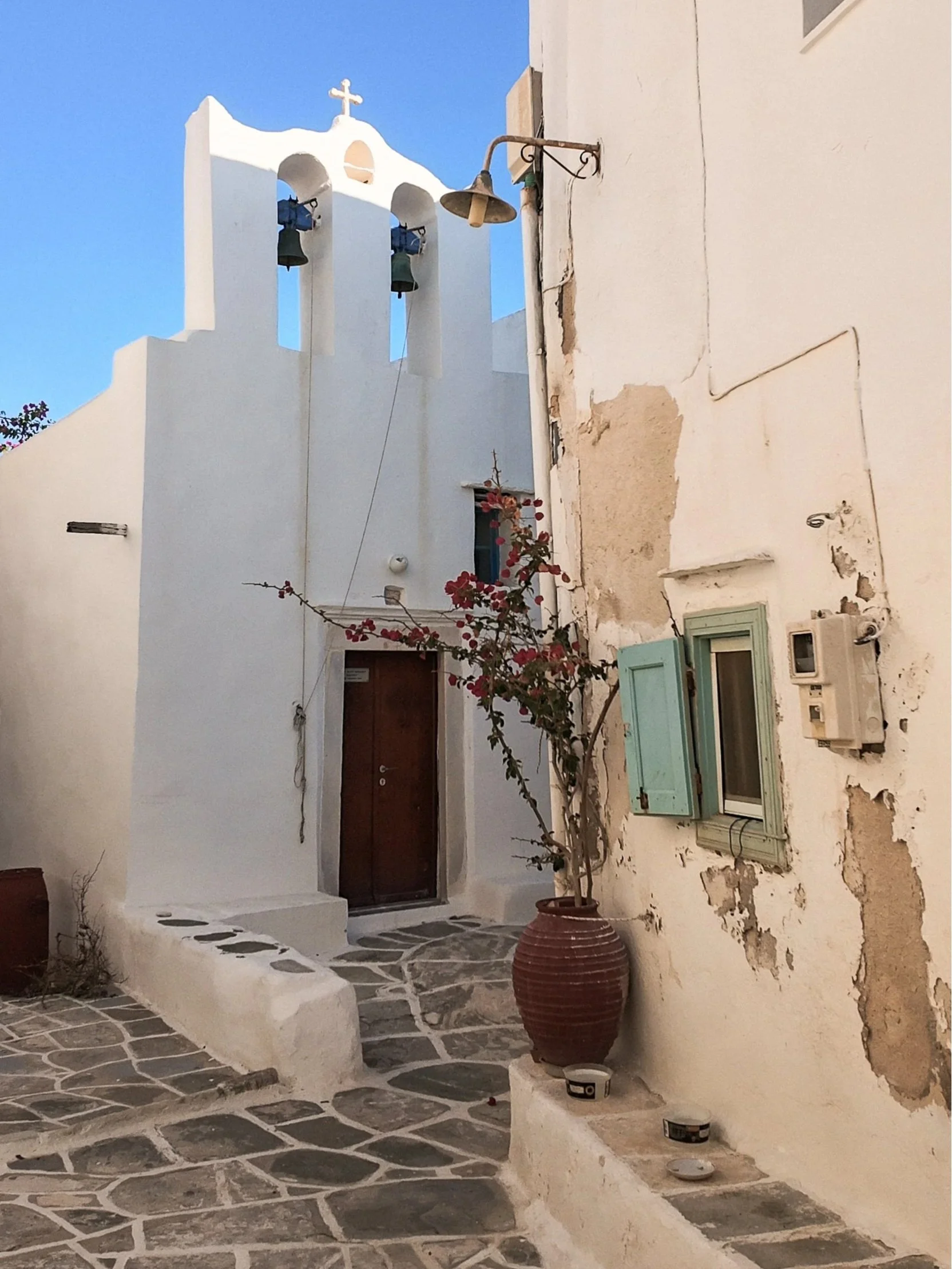 wander-senses-sifnos-kastro-church.jpg
