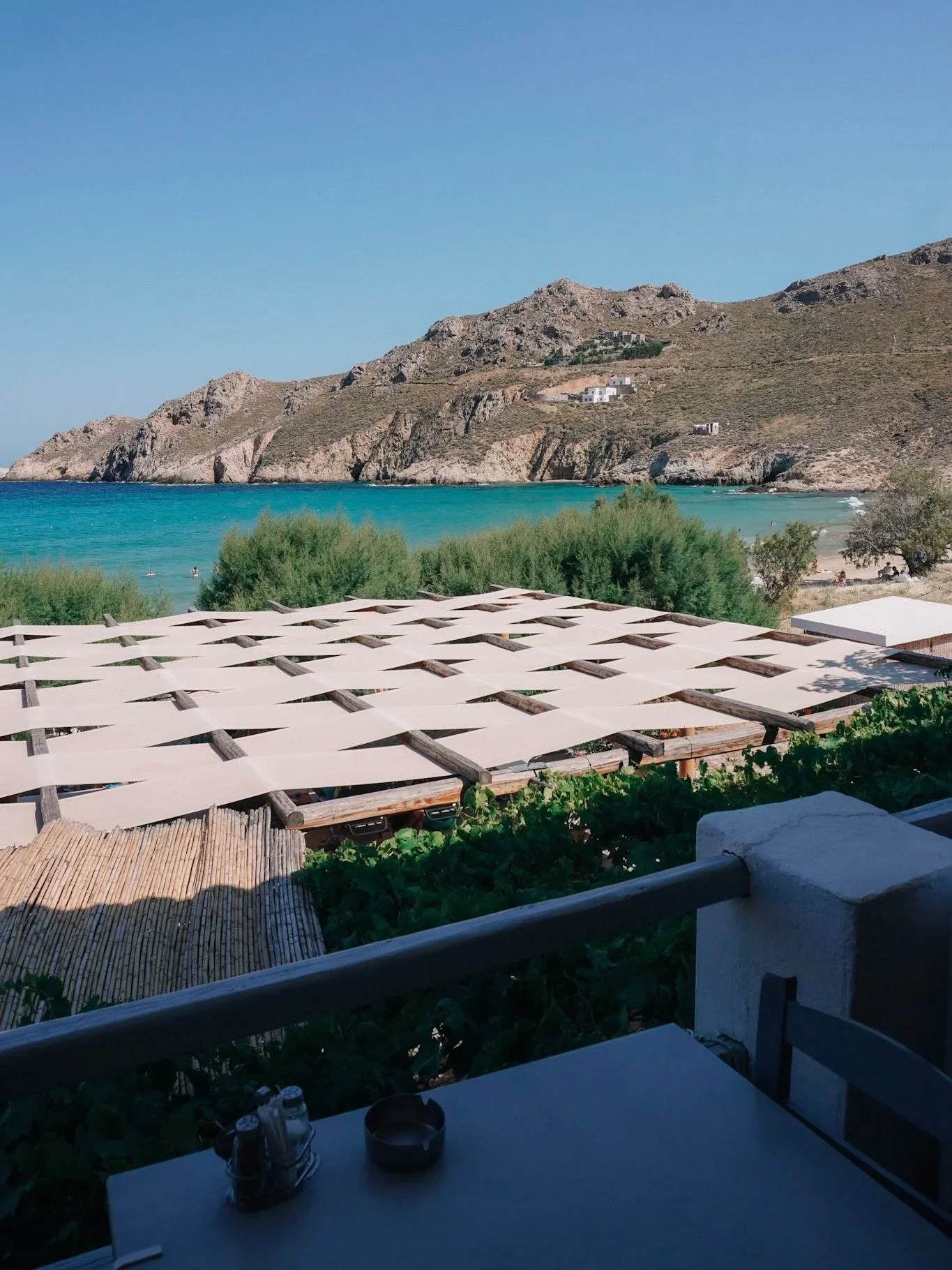 wander-senses-serifos-psili-ammos-restaurant.jpg.jpg