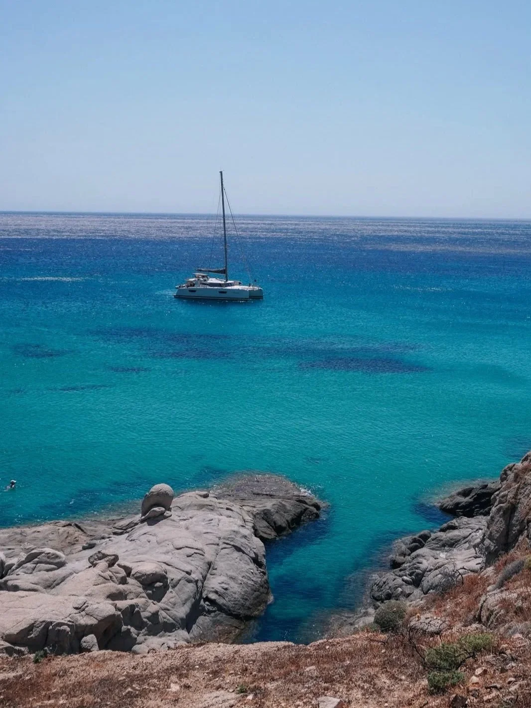 wander-senses-serifos-agios-sostis-turquoise-water-Kalo-Ampeli.jpg