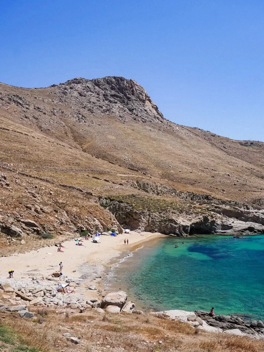 wander-senses-serifos-turquoise-water-Kalo-Ampeli-view-from-the-hill.jpg