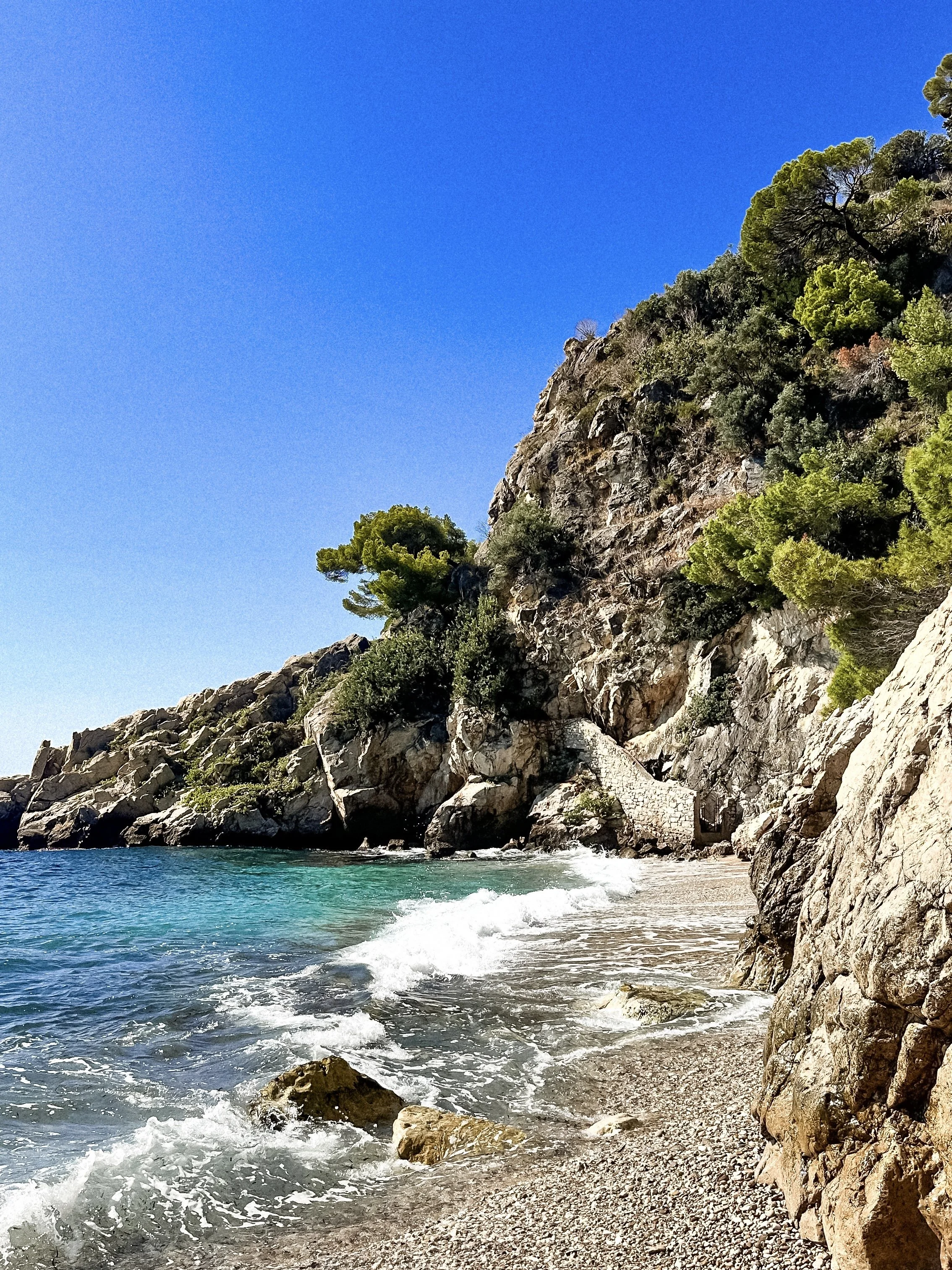 wander-senses-cote-dazur-saint-laurent-eze-beach.JPEG