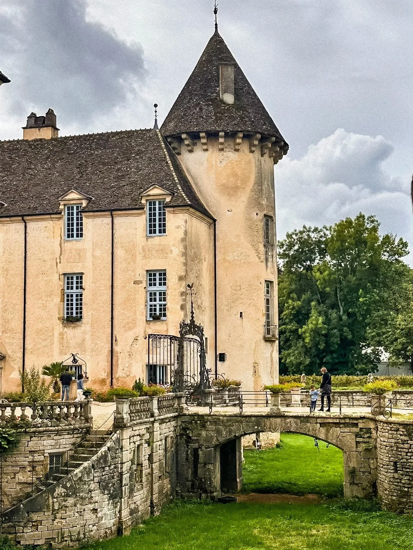 Exterior of Savigny-les-Beaune Chateau in Burgundy