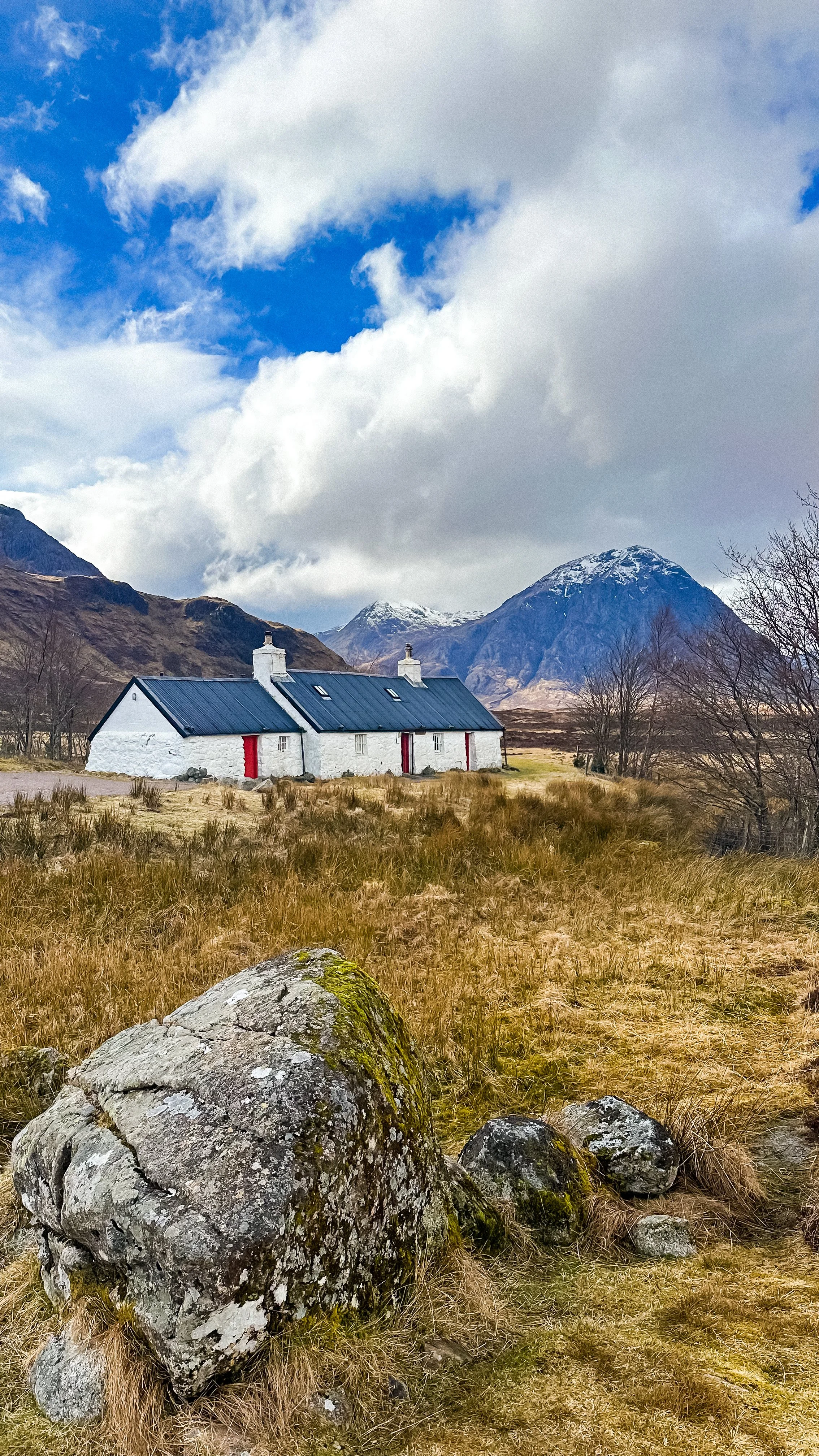Trough the mists of the Highlands