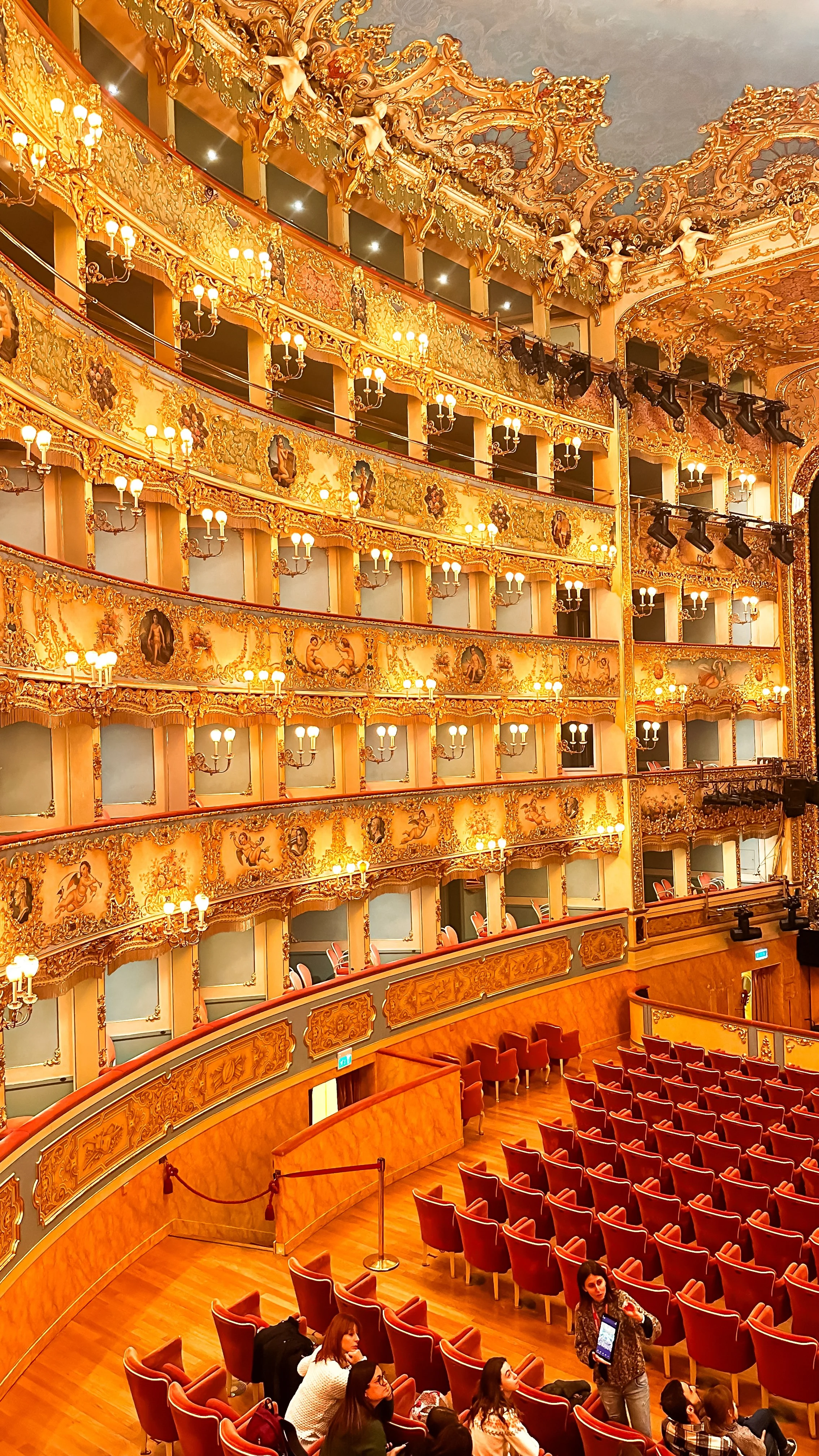 wander-senses-teatro-la-fenice-venice.jpg