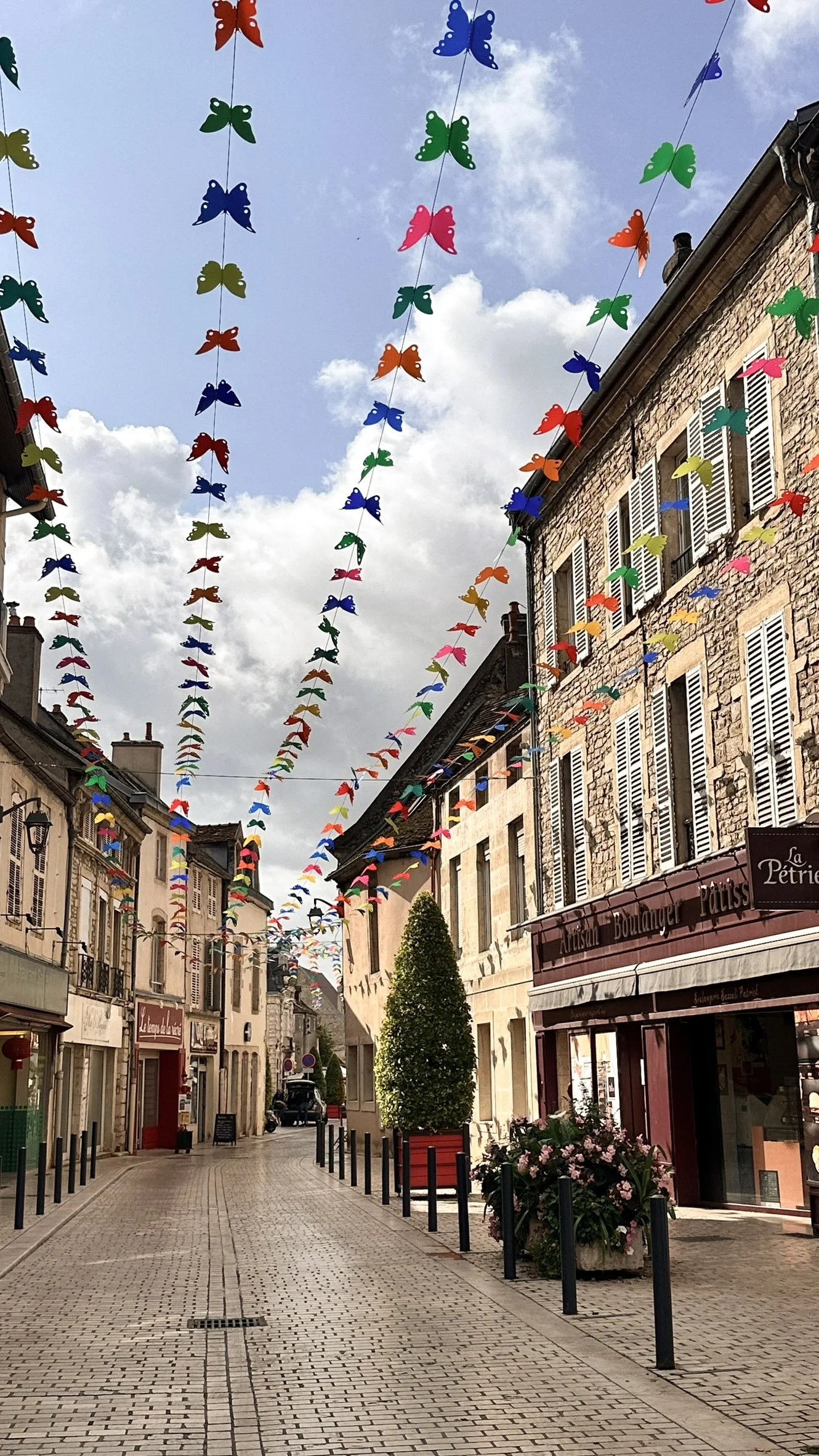 Little streets of Nuit Saint Georges in burgundy