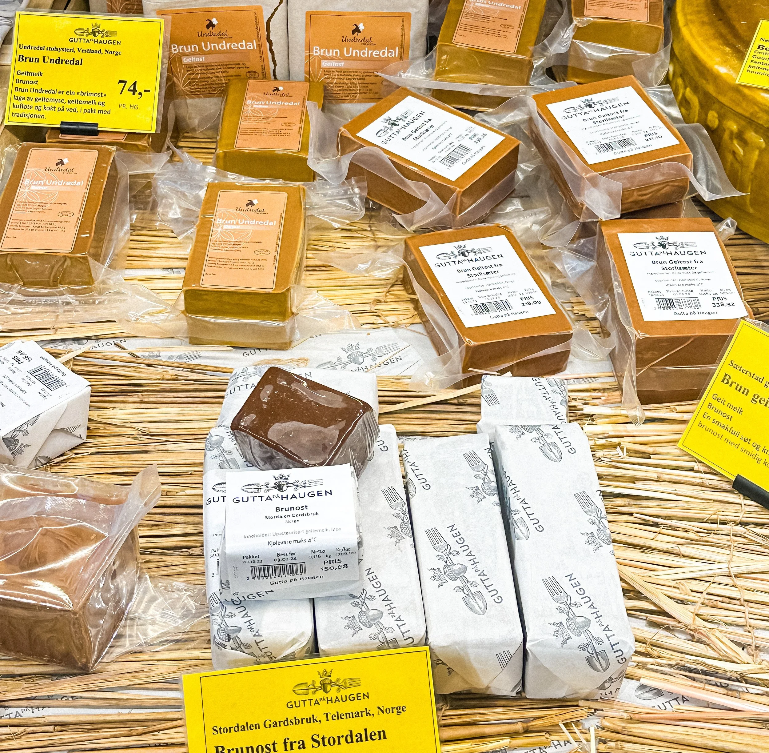 wander-senses-norway-oslo-guide-mathallen-food-market-brunost-brown-cheese.jpg