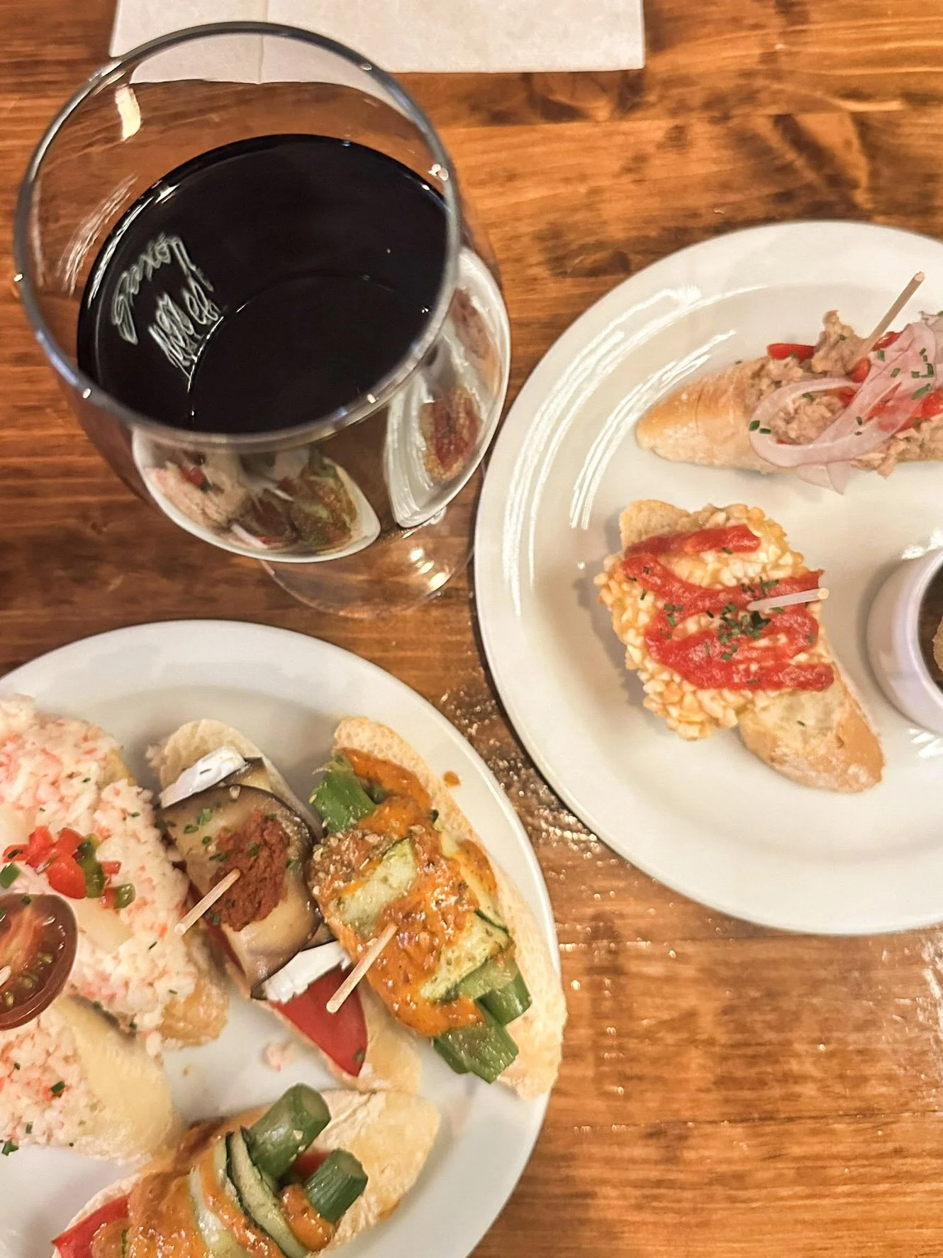 red wine and pintxos in La Esquinita de Blai in Barcelona