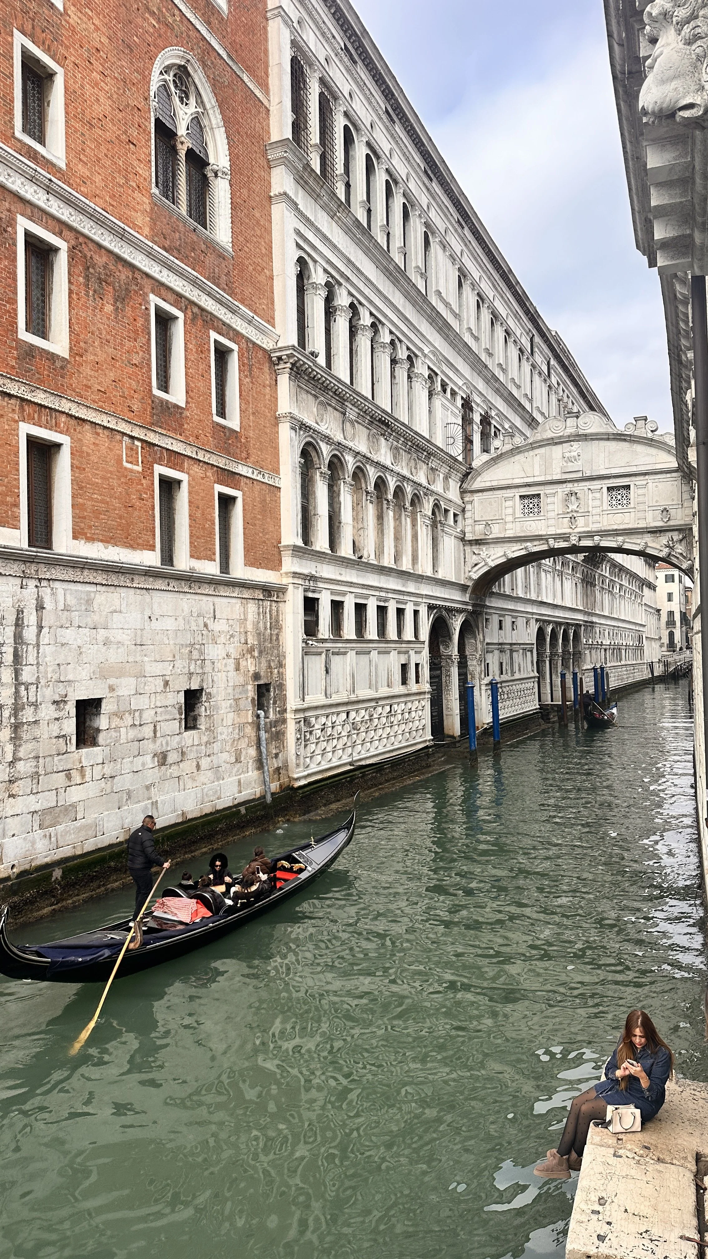 wander-senses-venice-bridge-of-sighs.JPEG