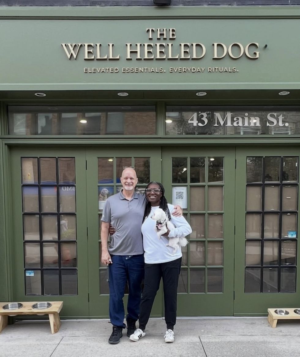 THE WELL HEELED DOG