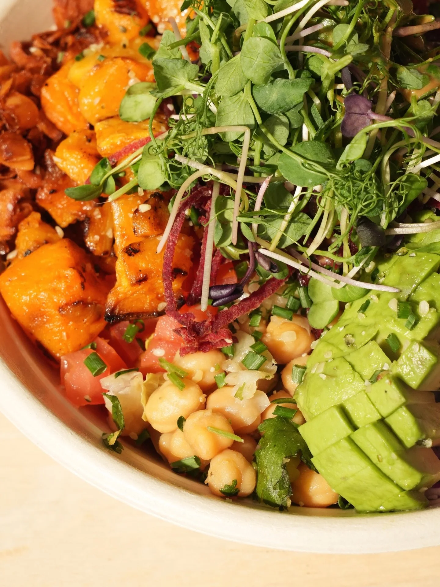 Balance for the weekend. 🥗

Our California Cobb packed with roasted butternut squash, chickpeas, avocado, tomato, shredded beets, coconut &ldquo;bacon,&rdquo; purple cabbage, house greens, and our signature balsamic dressing.
