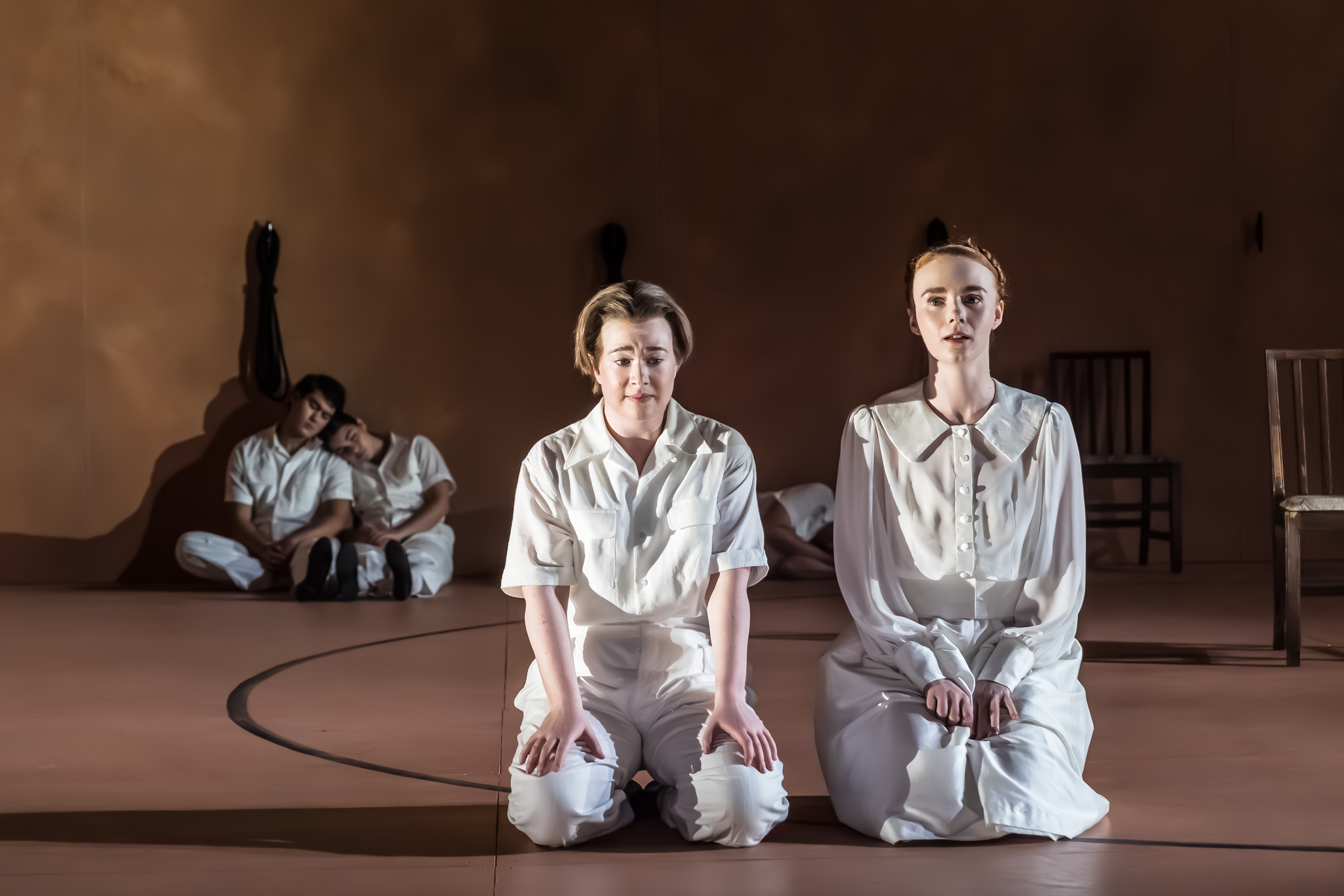 Giustino ROH PROD-05337.png