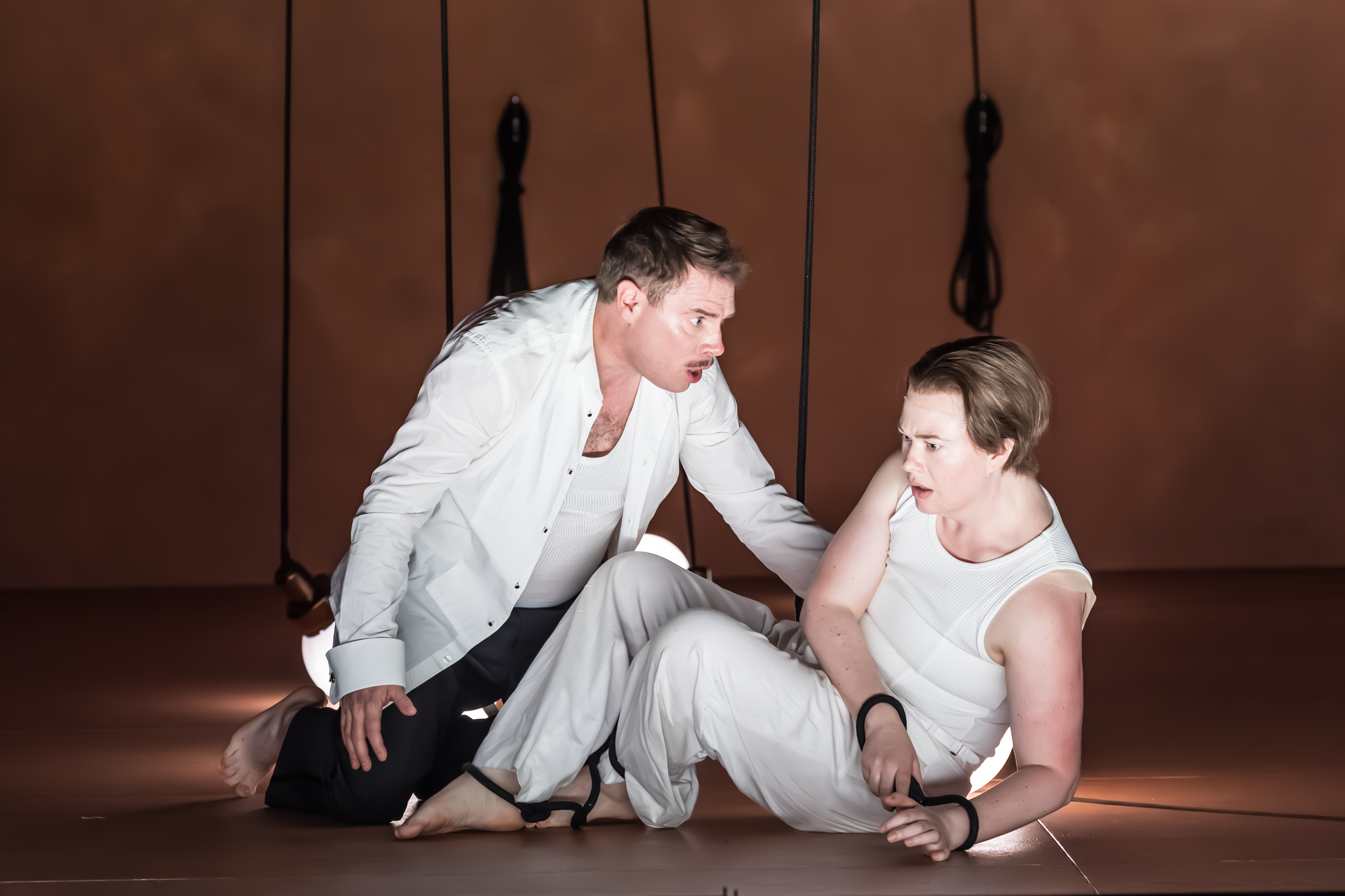 Giustino ROH PROD-04056.png