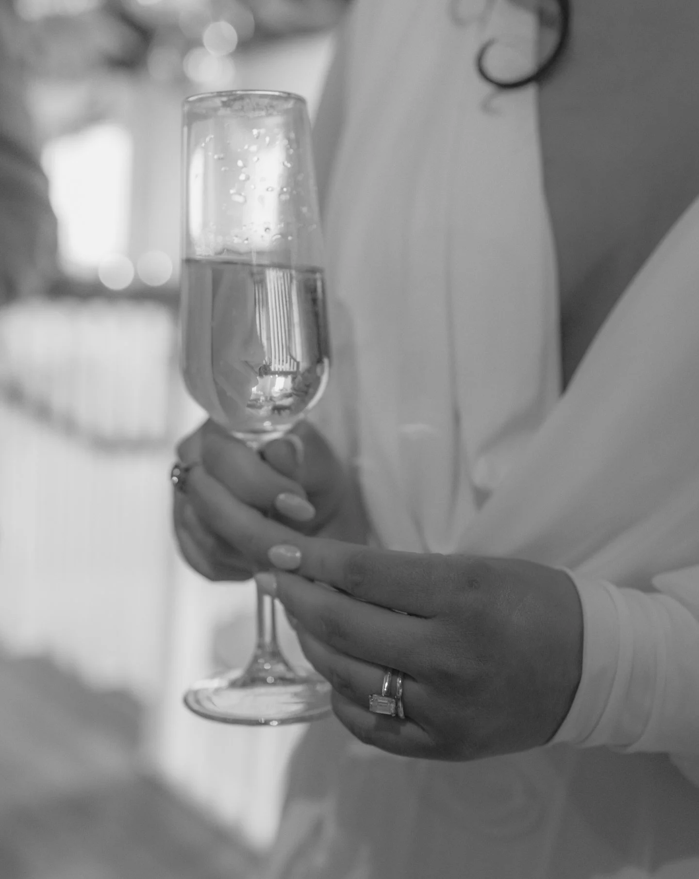 The first sip after &ldquo;I do&rdquo; hits different 🍾💘

.

.

.

#londonweddingphotographer #londonweddingphotography #weddingphotography #weddingphotographer