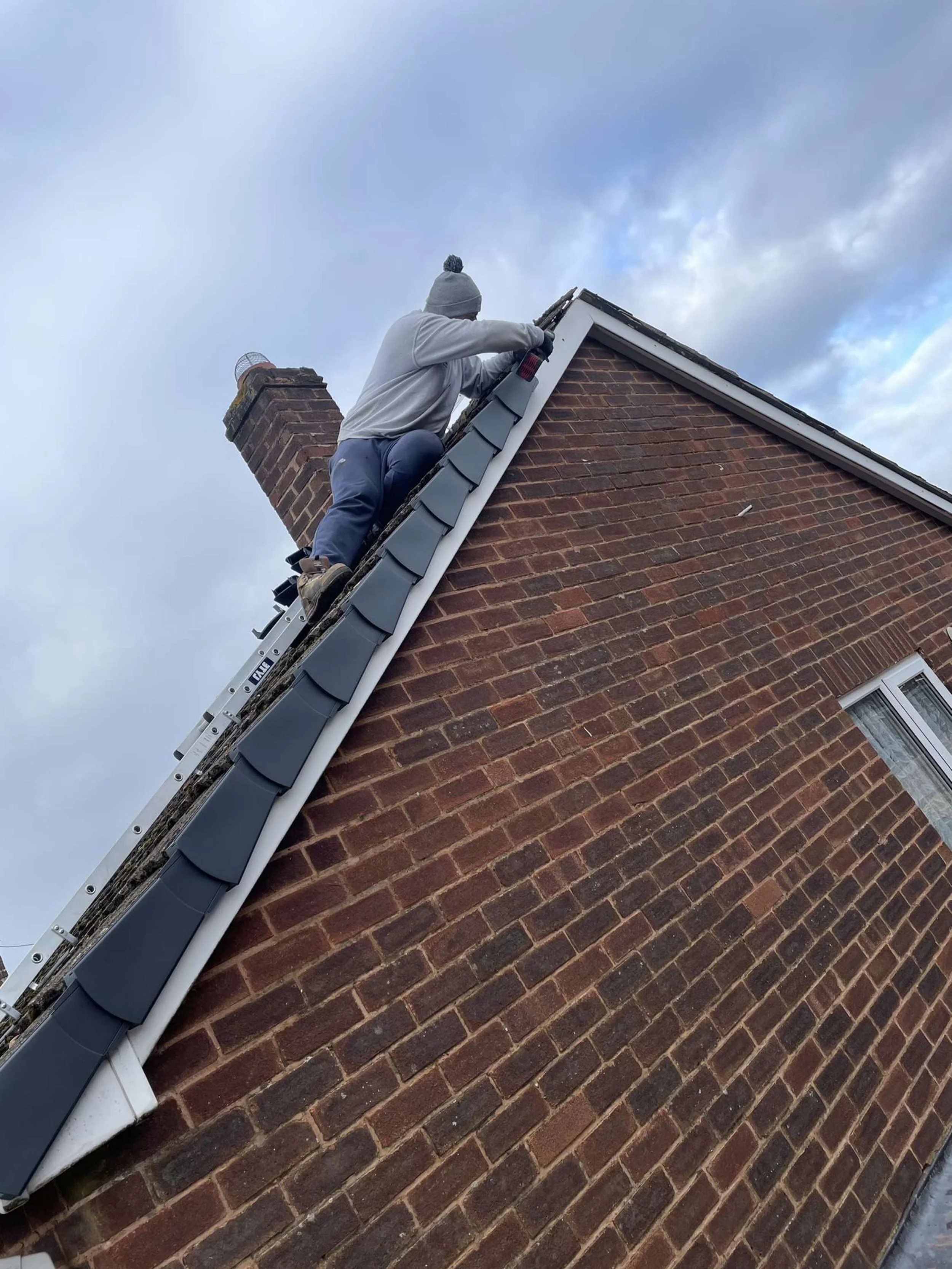 DWR Roof Repair Specialists provide expert roof repairs across Barnt Green, Alvechurch, Redditch, Bromsgrove, Worcestershire and Birmingham. 