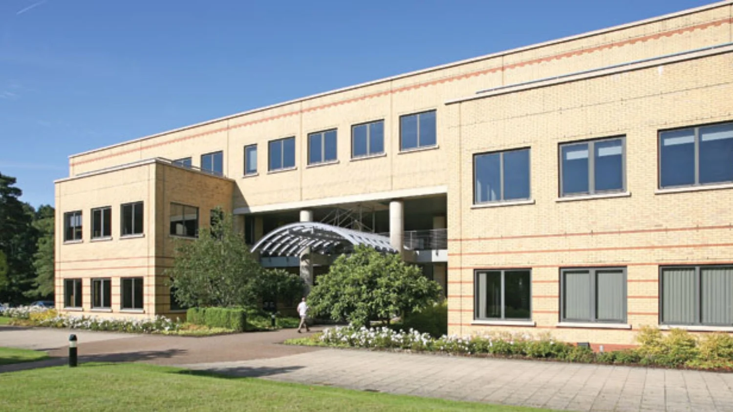 Farnborough Aerospace Centre | Commercial Fit-Out Leadership Case Study ...