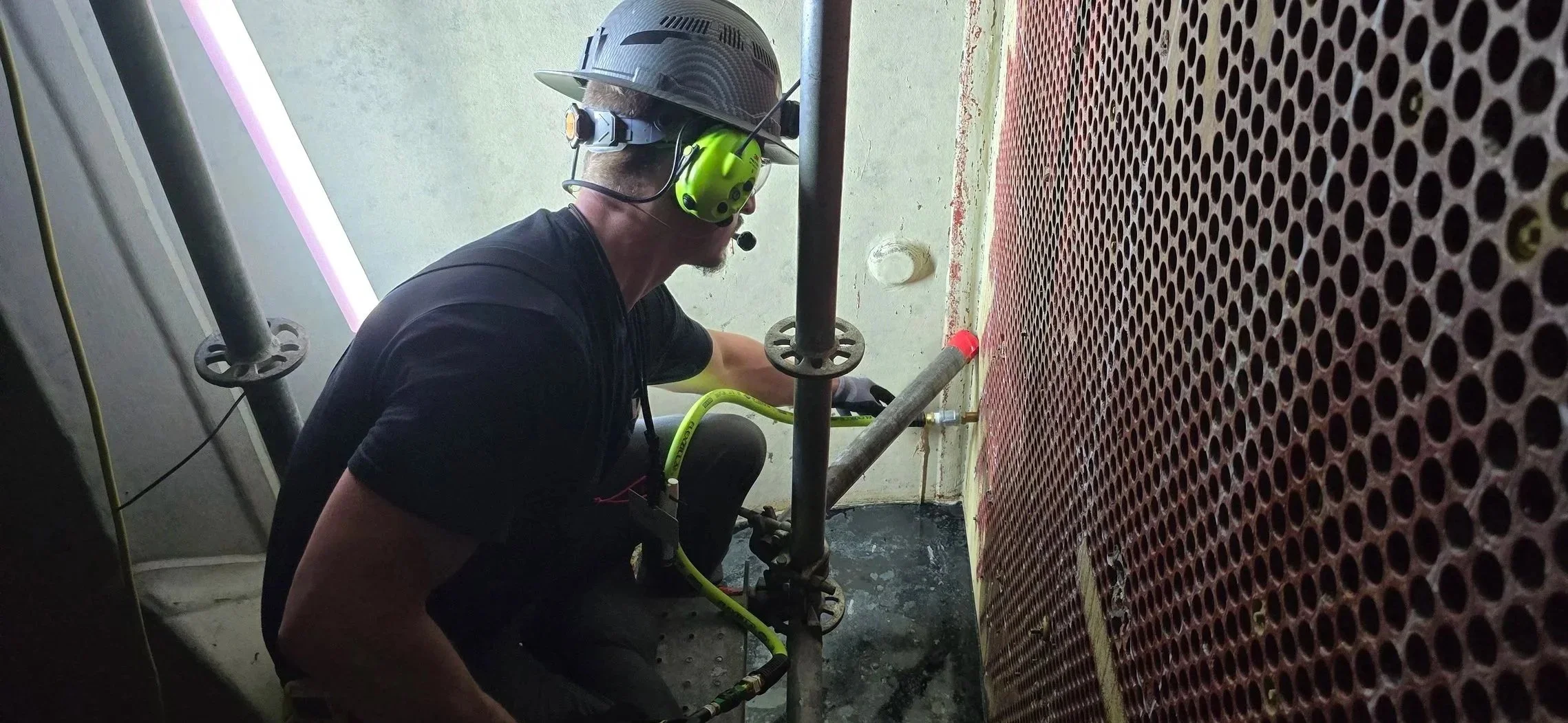 Ray (RJ) one of Absolute Maintenance Solutions field lead technicians. Performing Helium Leak Detection Condenser Tube Leak Services at a Nuclear Power Plant. We did identify all of their leaks and they are currently leak free.