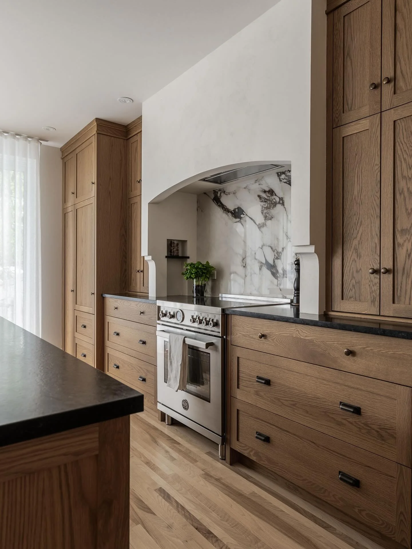 Projet Louis-H&eacute;bert&thinsp;
&thinsp;
Entrepreneure : @cassiaconstruction&thinsp;
Design : @blancmarineliving&thinsp;
Photos : @maggieparise