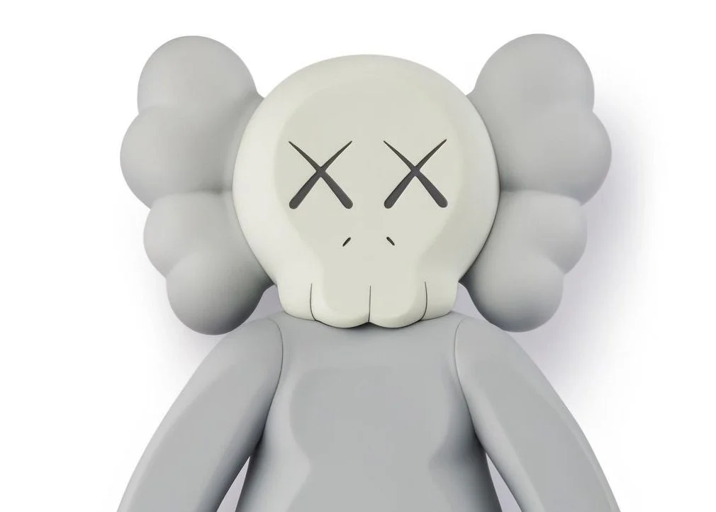 KAWS-Companion-2020-Figure-Grey-3.jpg