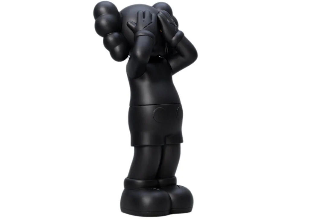 KAWS-Holiday-UK-Vinyl-Figure-Black-2-1-1024x731.jpg