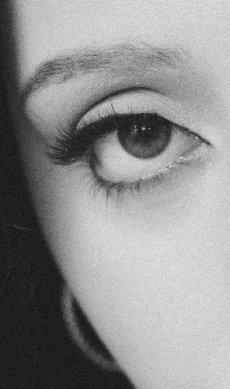 12.10 EP Visuals — Julia Stollow