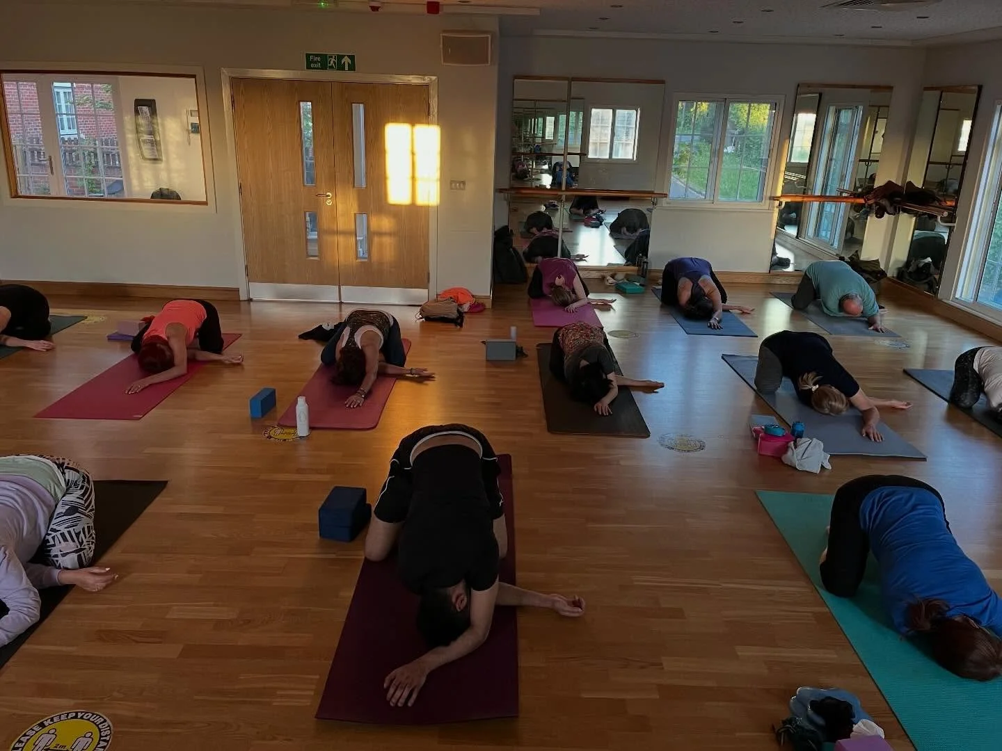 Meeting ourselves at sunset last night and laying the day to rest. Acknowledging our small wins from the day and cultivating gratitude. Just beautiful 💕

#sunset #gratitude #yogaforeveryone #yinyang #empoweringyogaempoweringyou