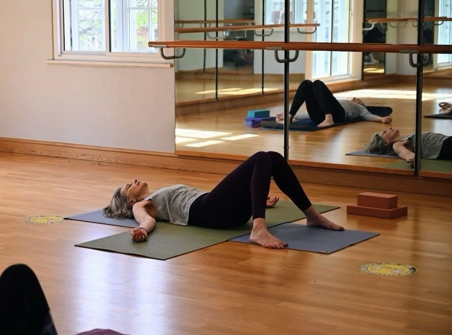 This is me, coming back home to myself at the start of class. I&rsquo;m very lucky, I do this several times a day but I&rsquo;m grateful every time ❤️. 
I love the ritual of rolling out my mat and laying my body down, feeling the steadiness of the gr