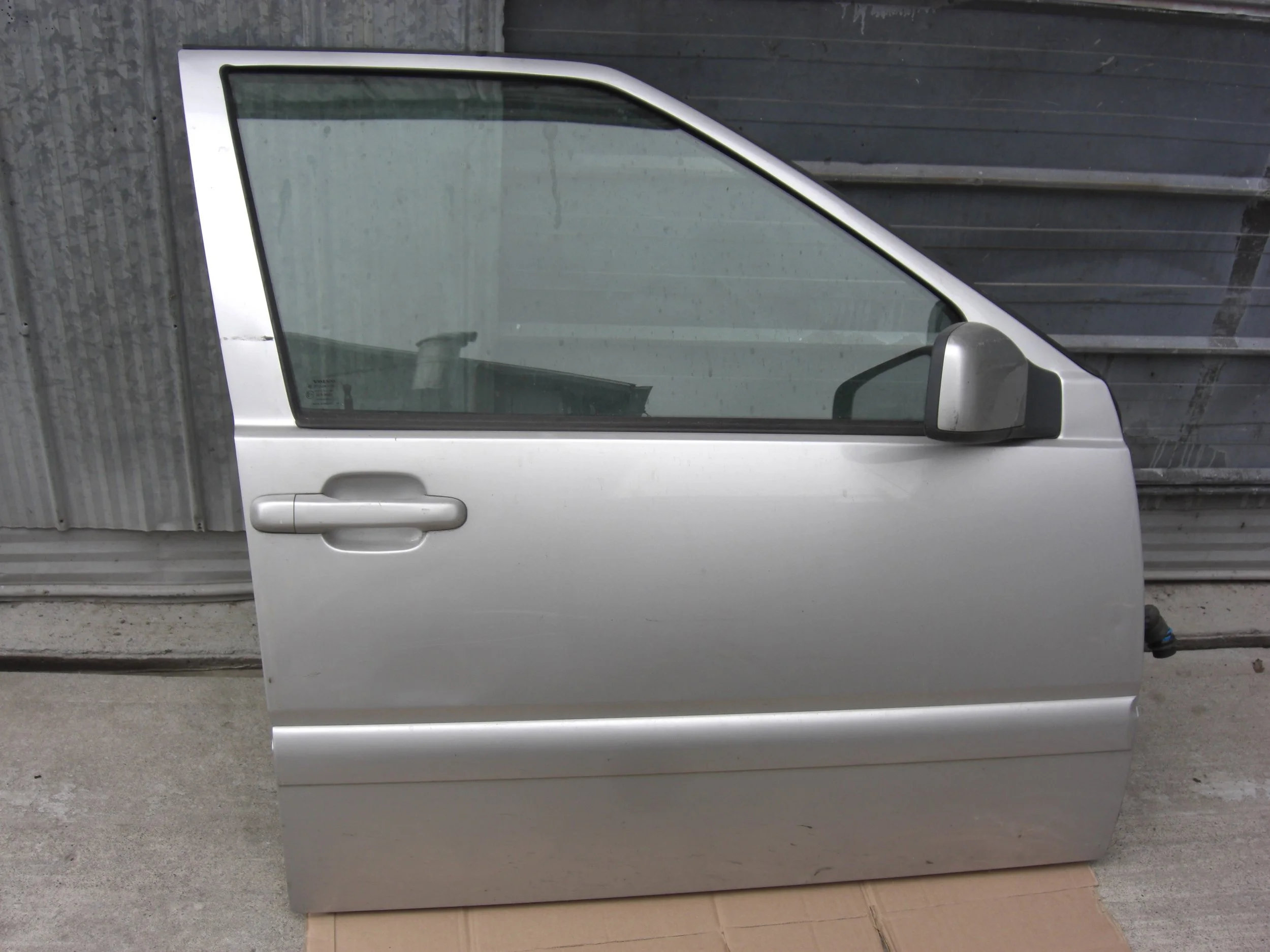 V70 Parts Car and S70 Spare Parts_03.jpg
