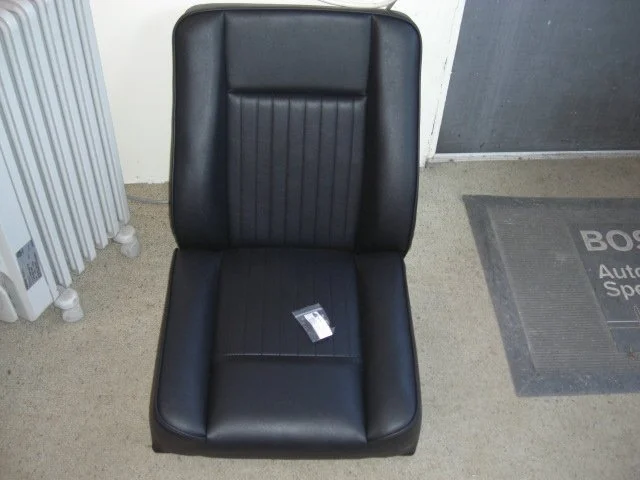 Land Rover Seats 109_03.jpg
