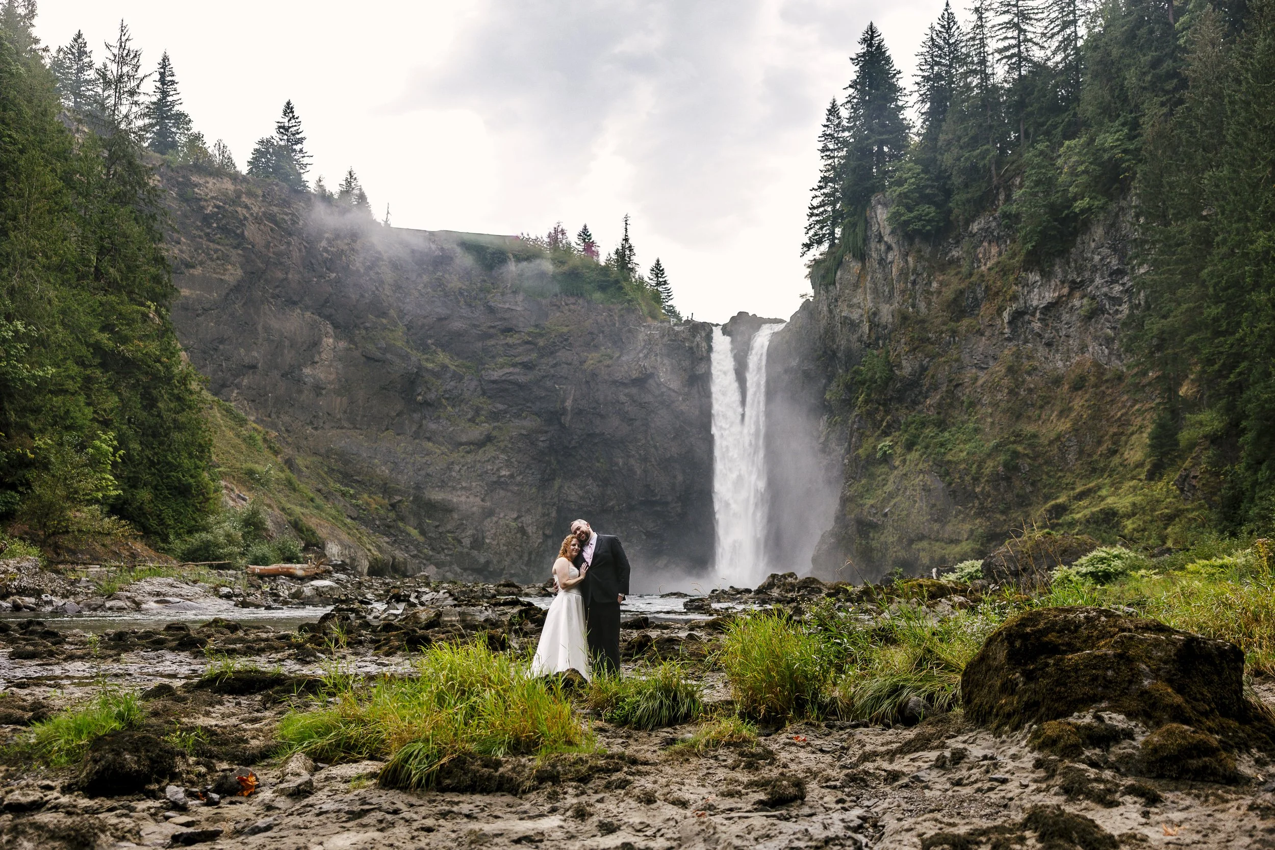 bc vancouver waterfall elopement photos-4.jpg