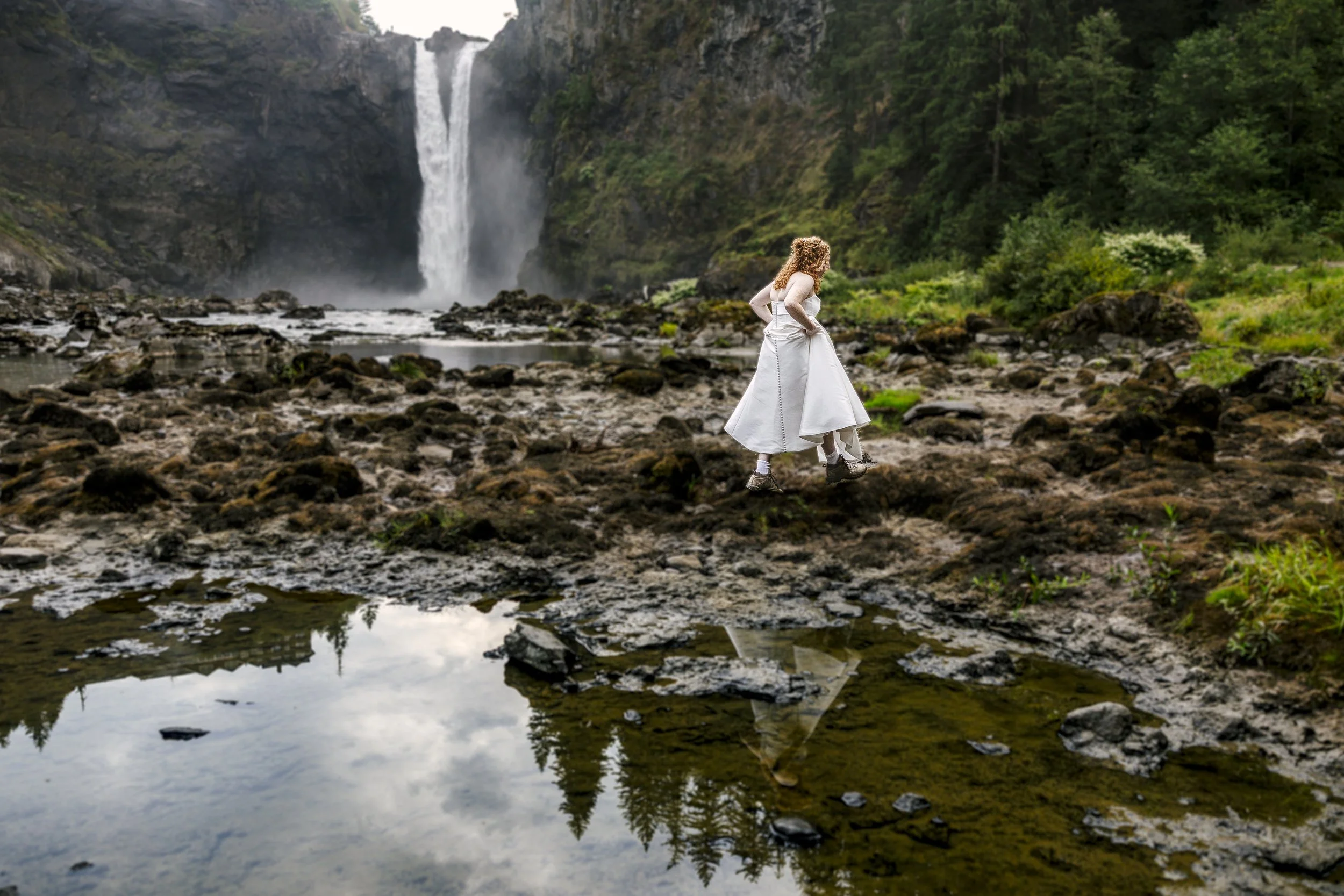 bc vancouver waterfall elopement photos-5.jpg