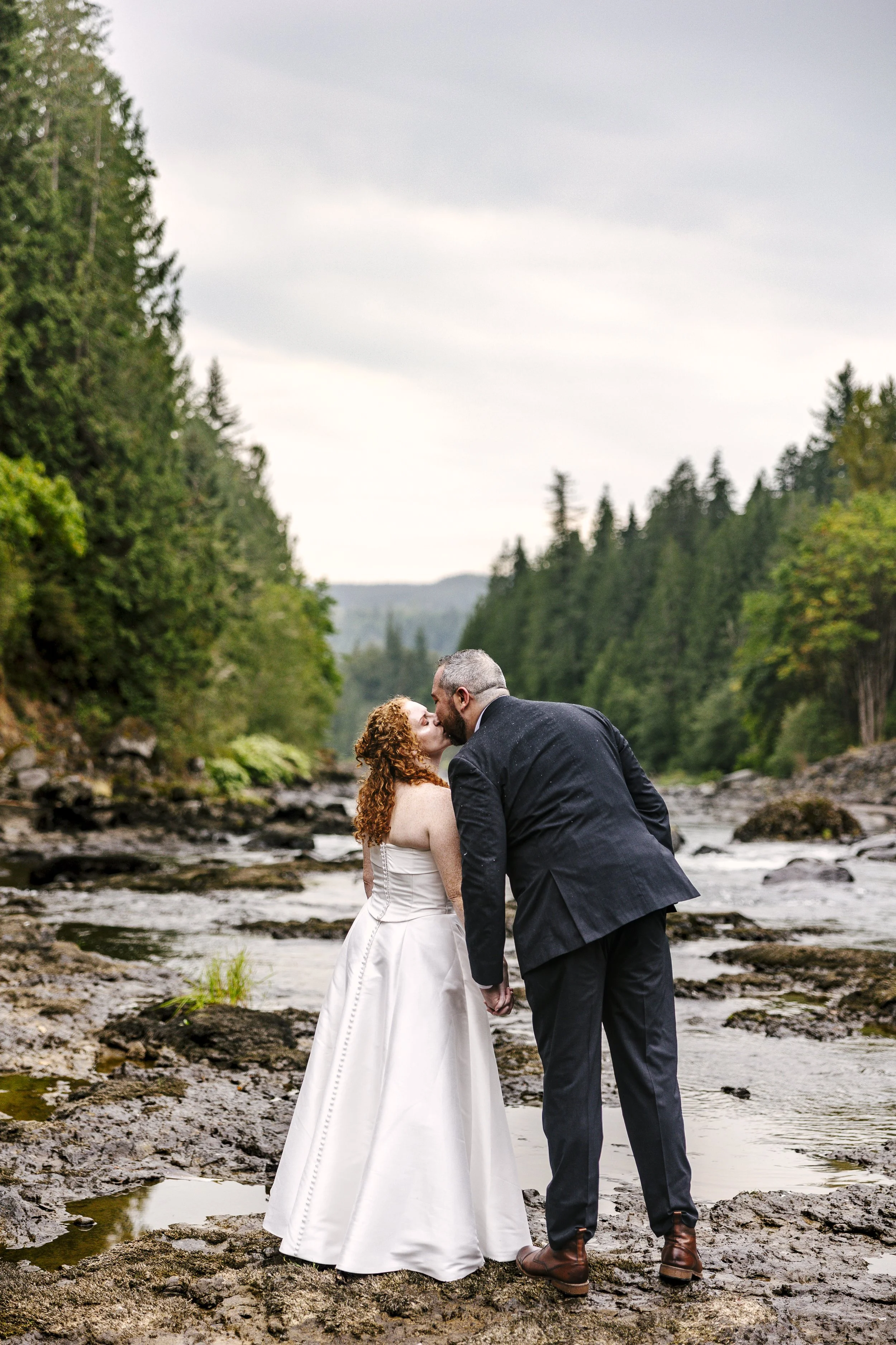 bc vancouver waterfall elopement photos-3.jpg