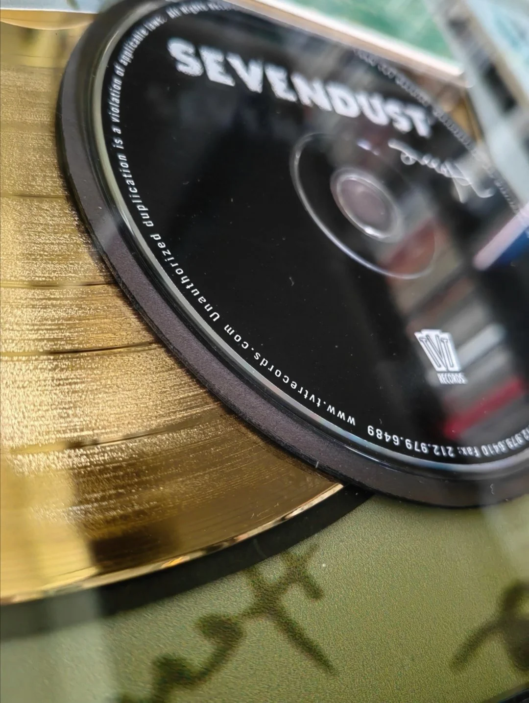 sevendust-home-gold-record-award-e.jpg