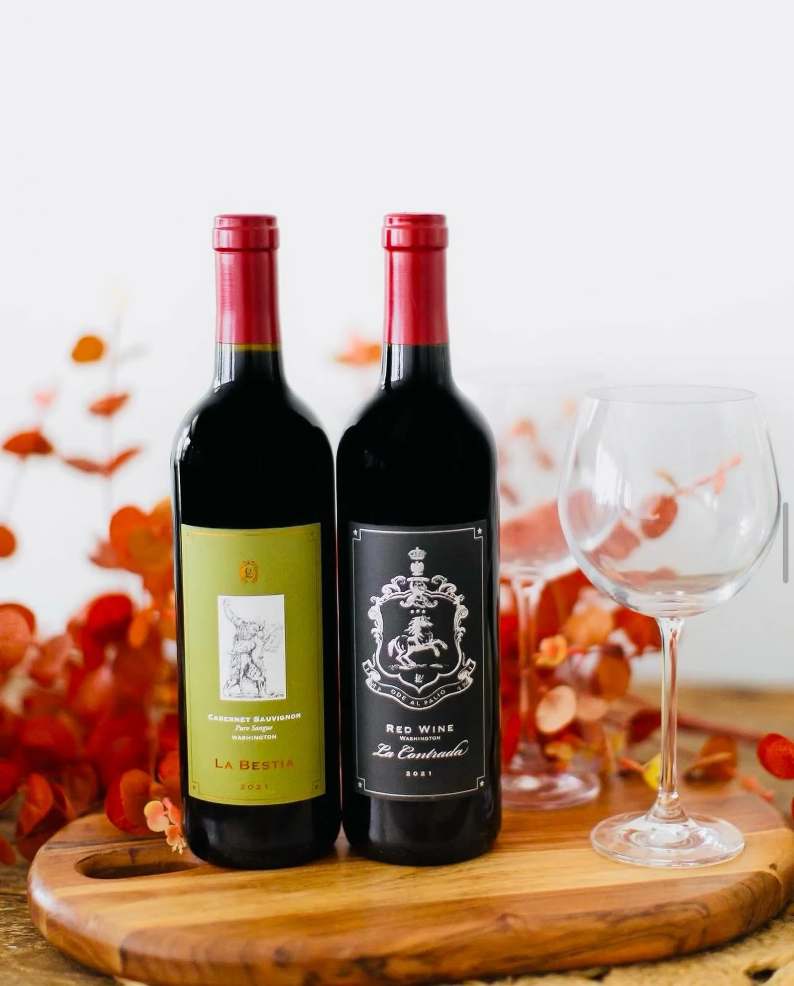 Lachini La Bestia Cabernet Sauvignon -

We will be showing this beauty tomorrow evening on Thursday, June 3!

Dark and expressive with notes of blueberry compote, black cassis and a little earl grey tea. This wine is from one of the best vineyards in