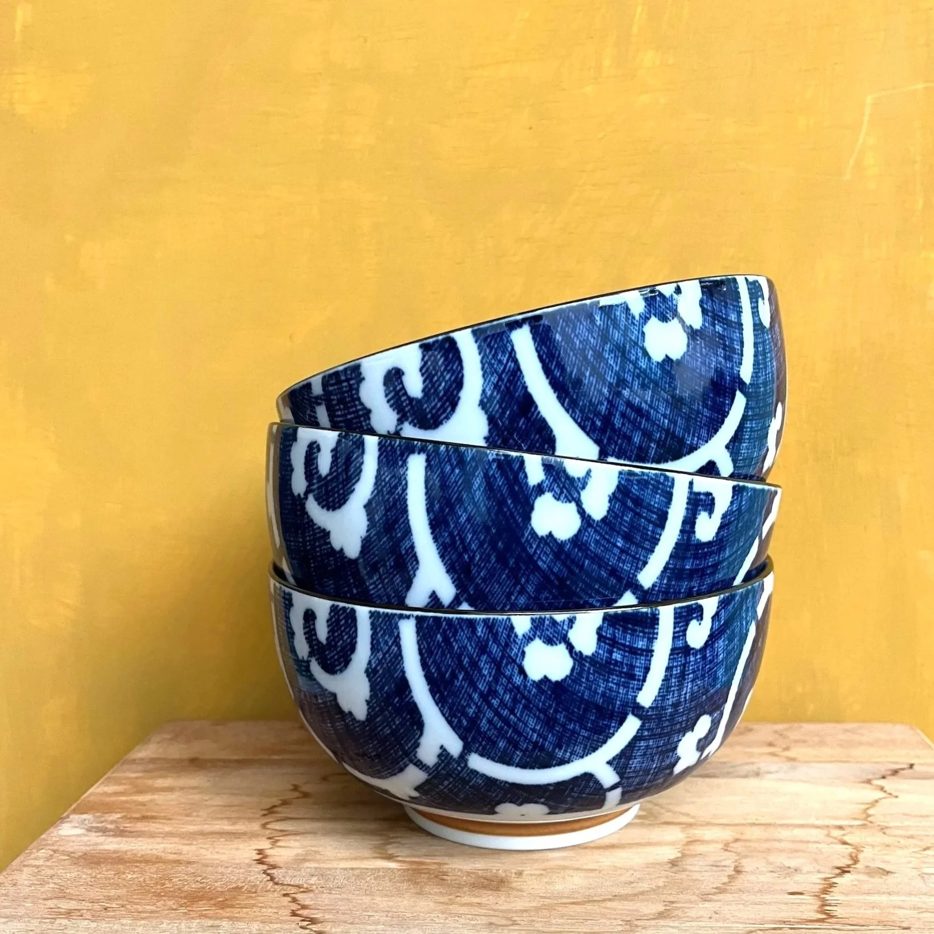 Large Japanese  Karakusa Bowl