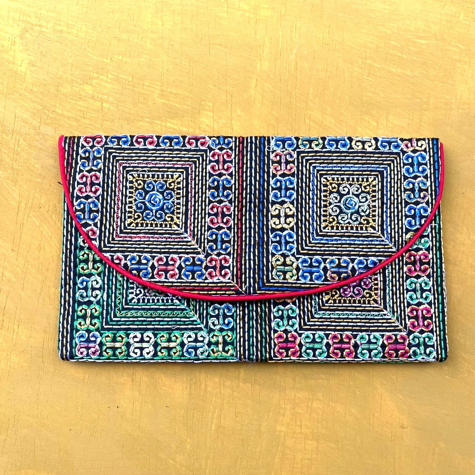 Vietnamese  Envelope Purse