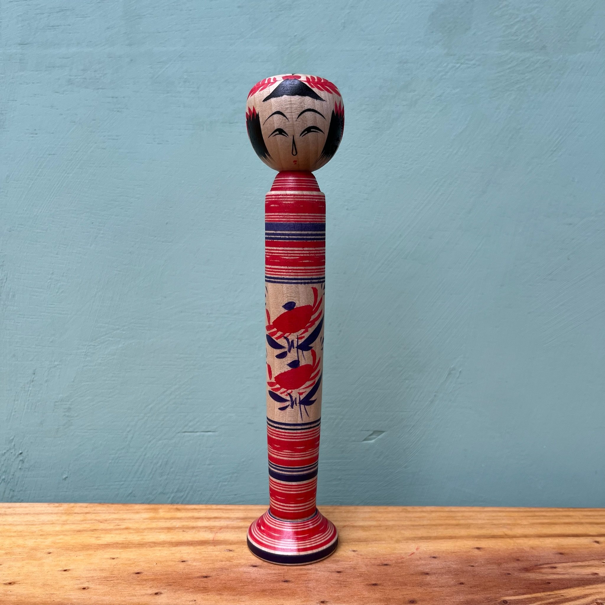 Kokeshi Fine Sur Pied